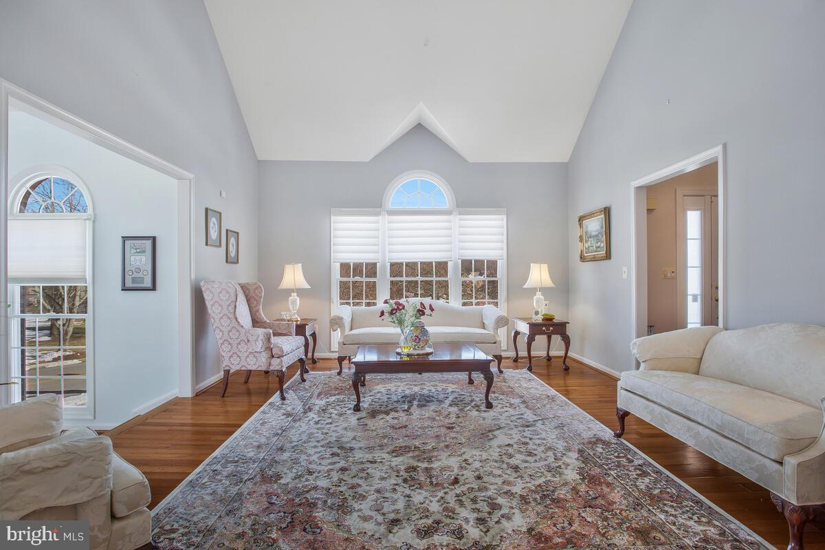 WOODMORE SOUTH - Residential