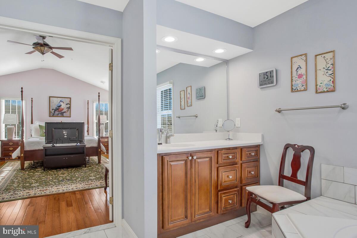 WOODMORE SOUTH - Residential