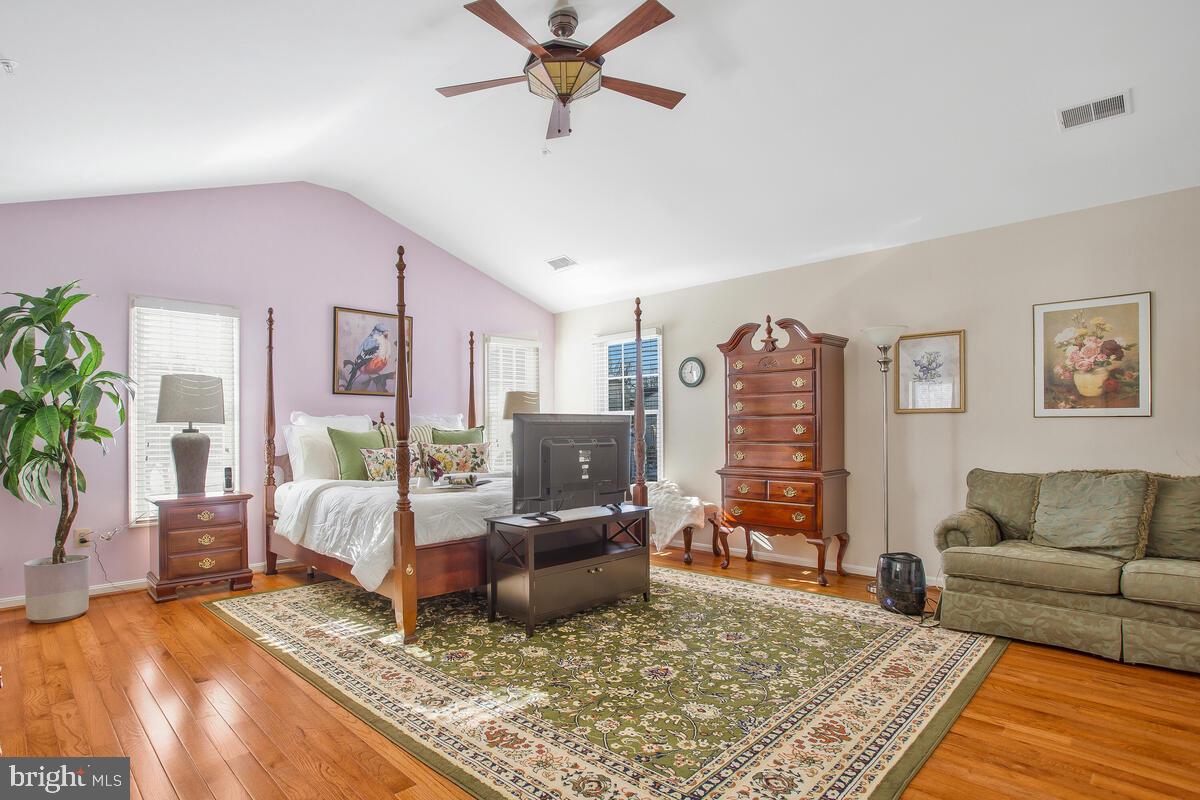 WOODMORE SOUTH - Residential