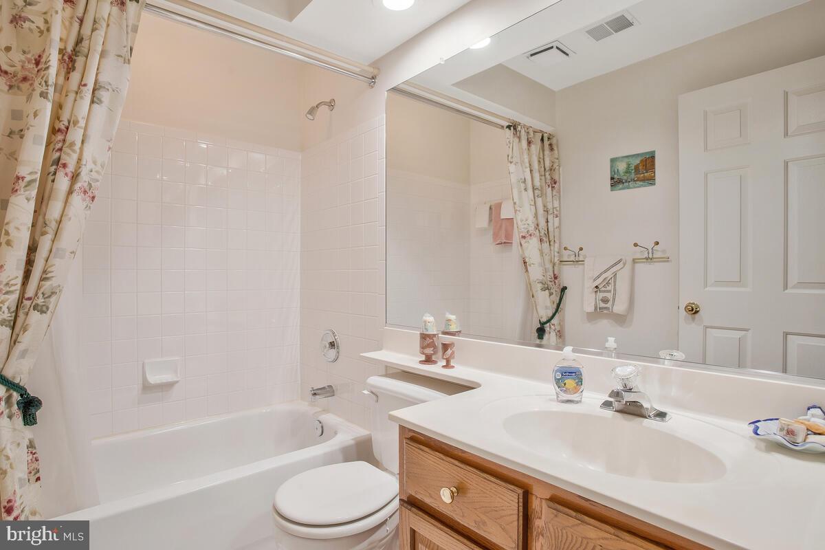 WOODMORE SOUTH - Residential