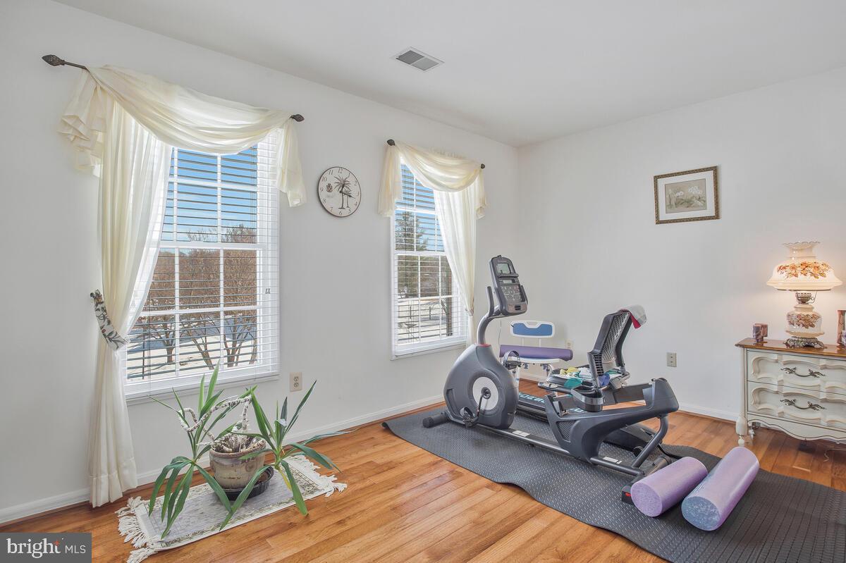 WOODMORE SOUTH - Residential