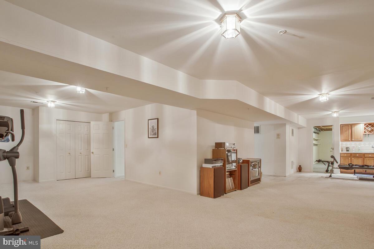 WOODMORE SOUTH - Residential