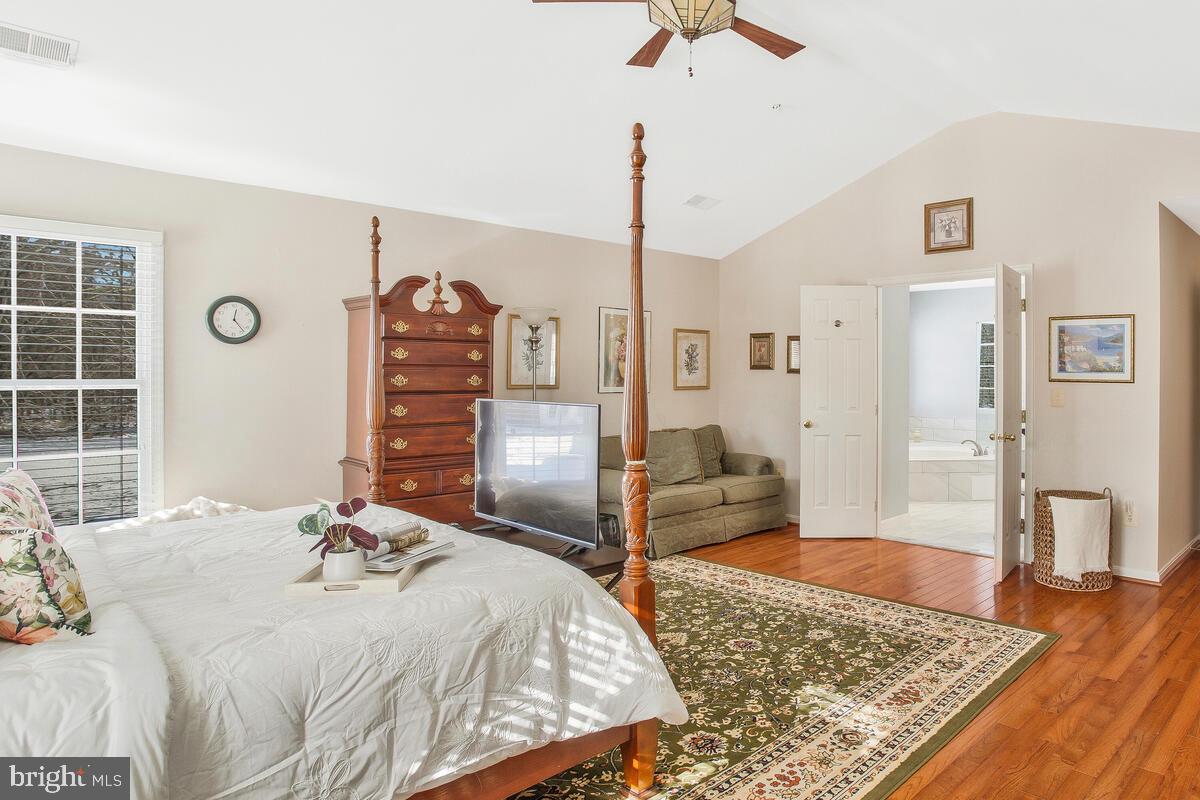 WOODMORE SOUTH - Residential