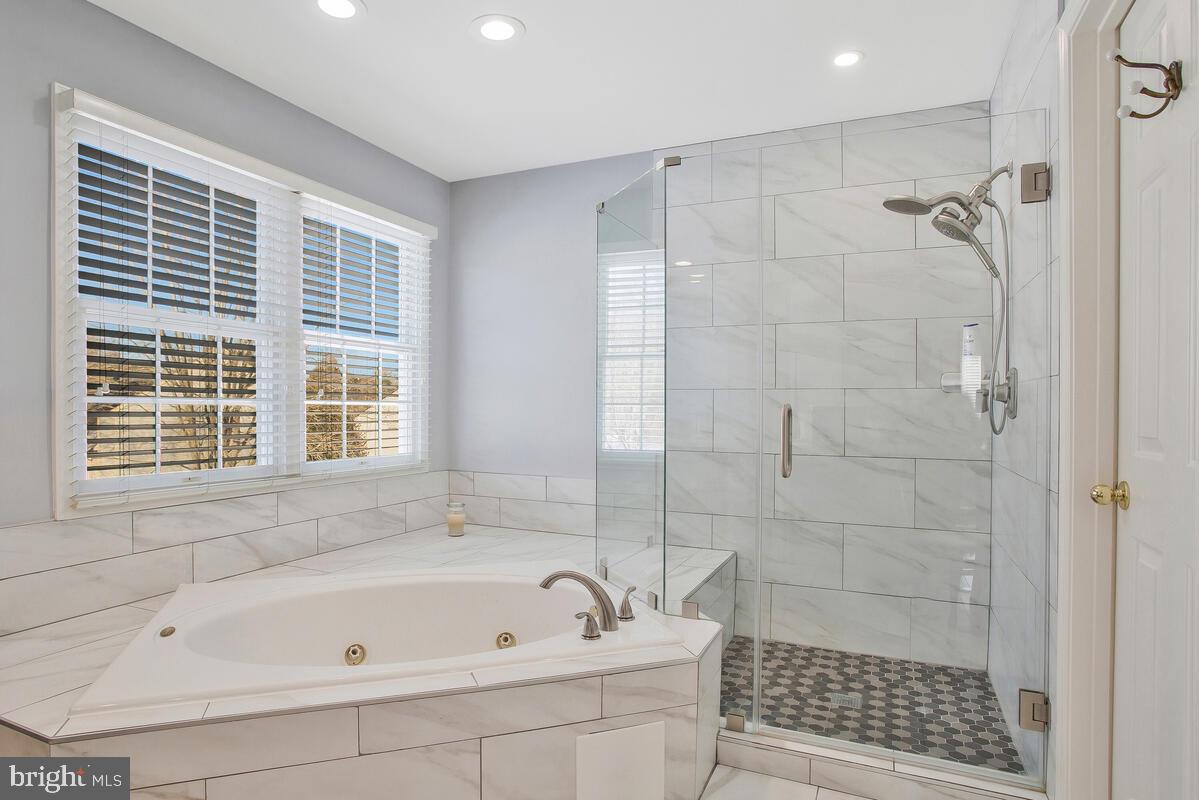 WOODMORE SOUTH - Residential