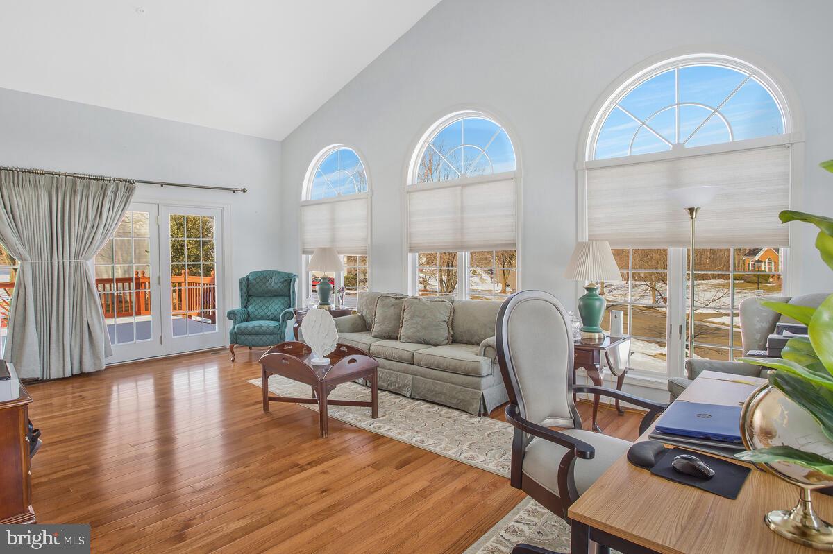 WOODMORE SOUTH - Residential