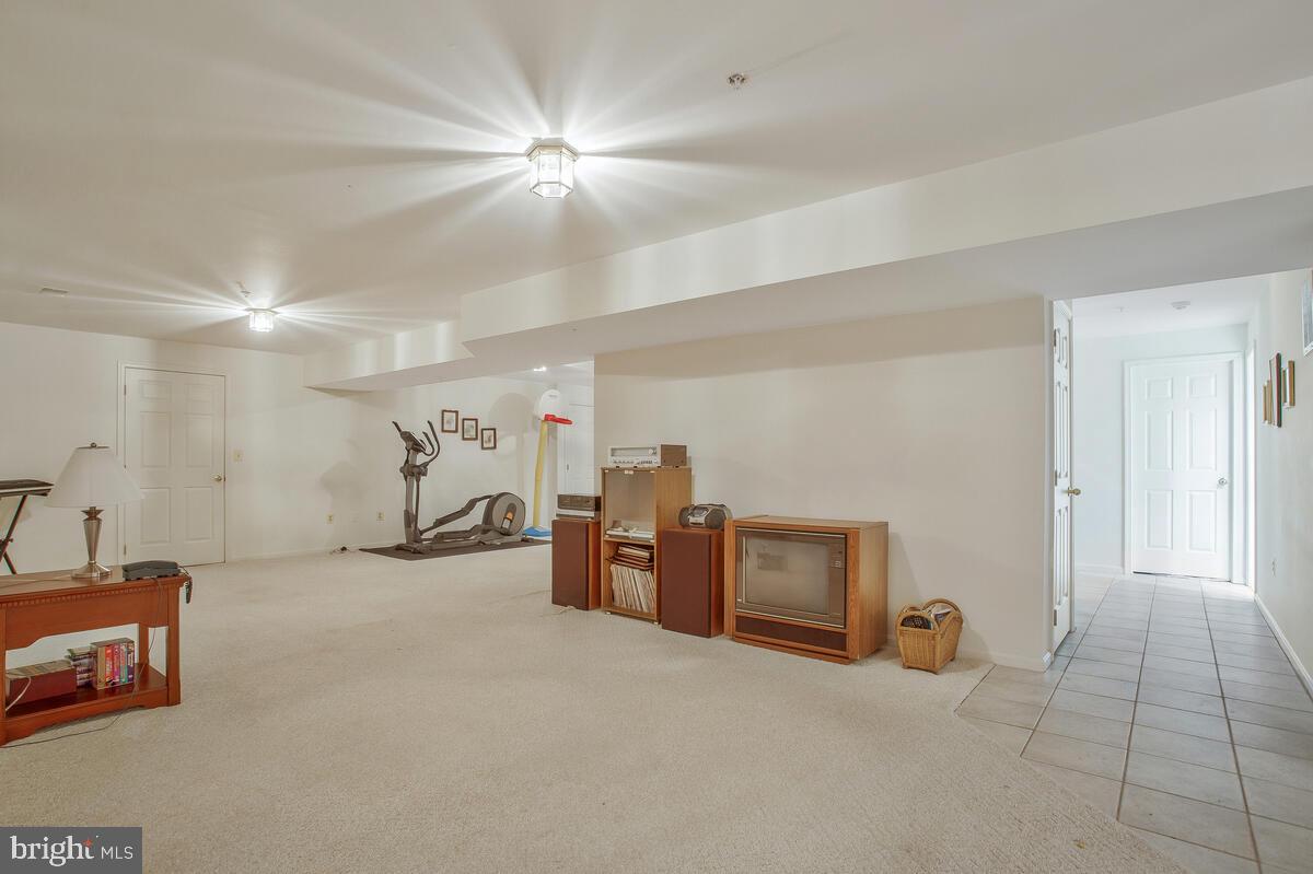 WOODMORE SOUTH - Residential