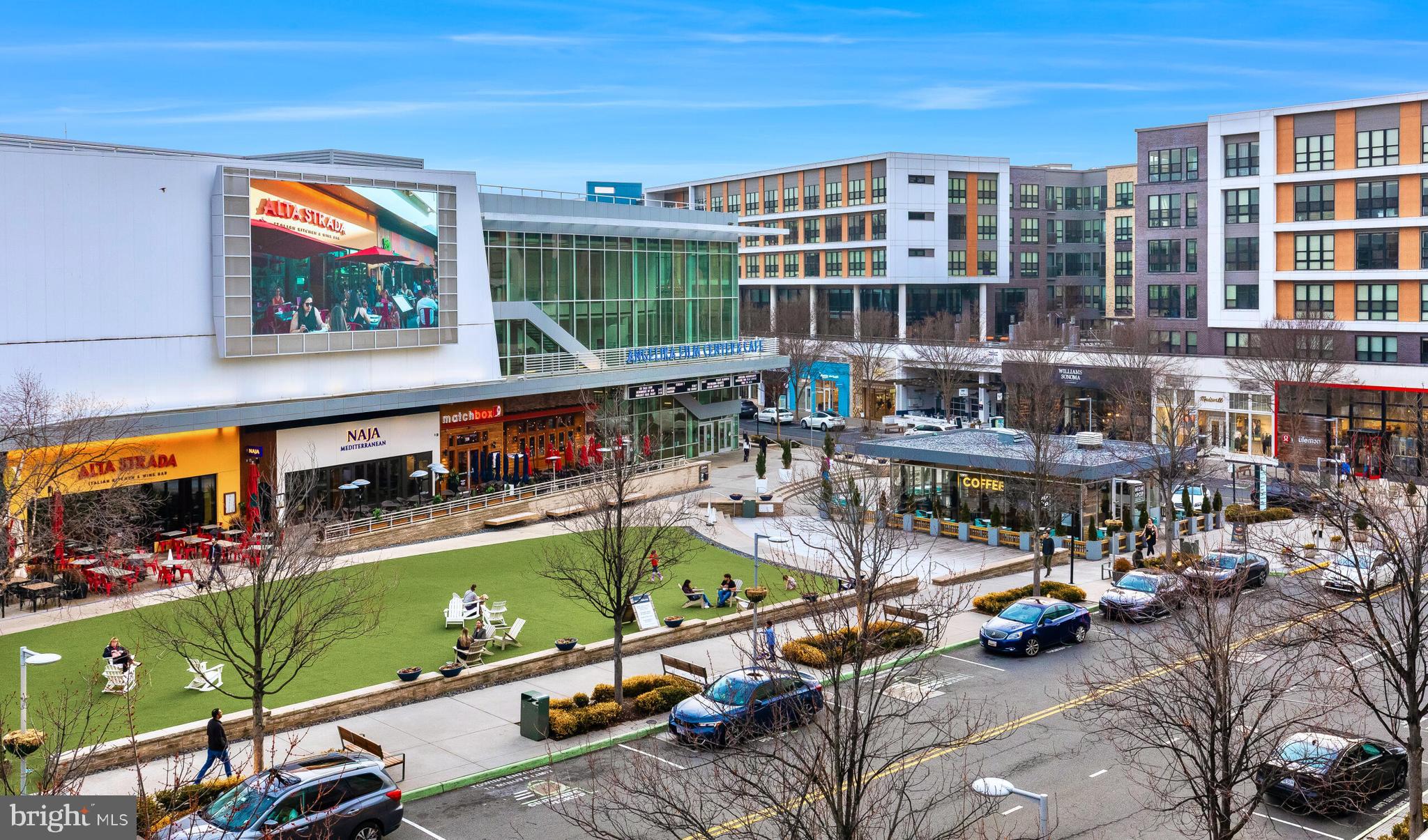 HALSTEAD AT THE METRO II - Residential