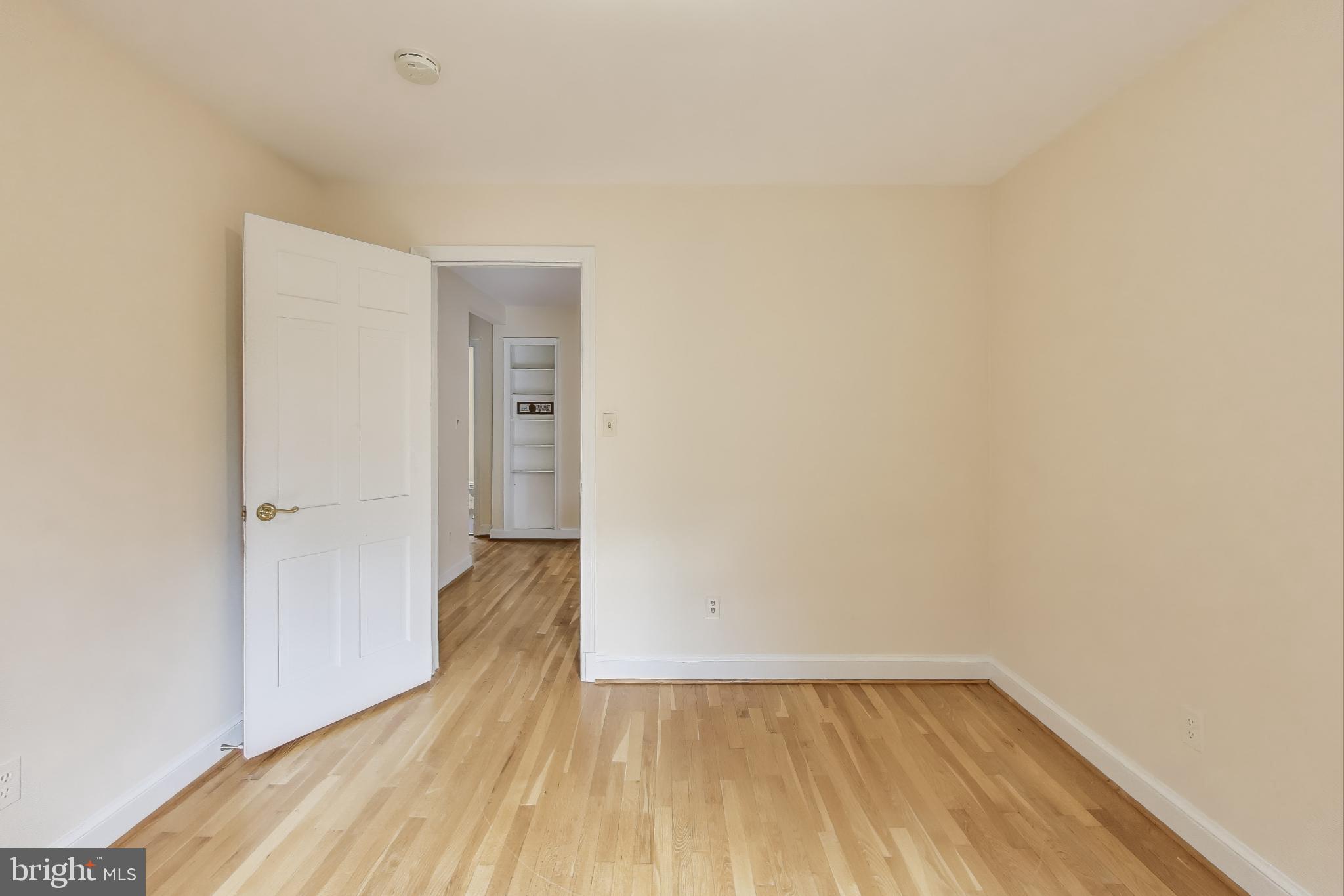 PT BETHESDA OUT RES 1 - Residential Lease