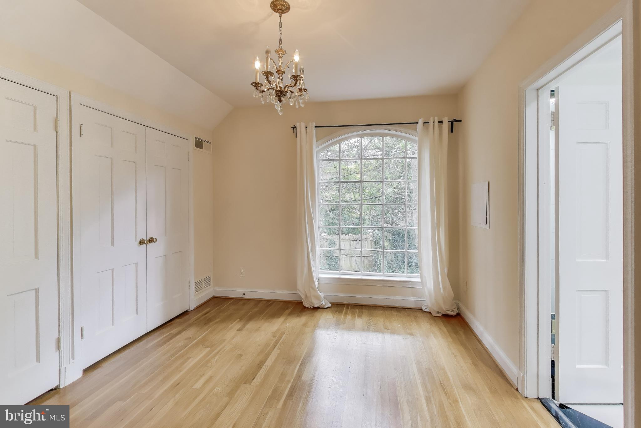 PT BETHESDA OUT RES 1 - Residential Lease