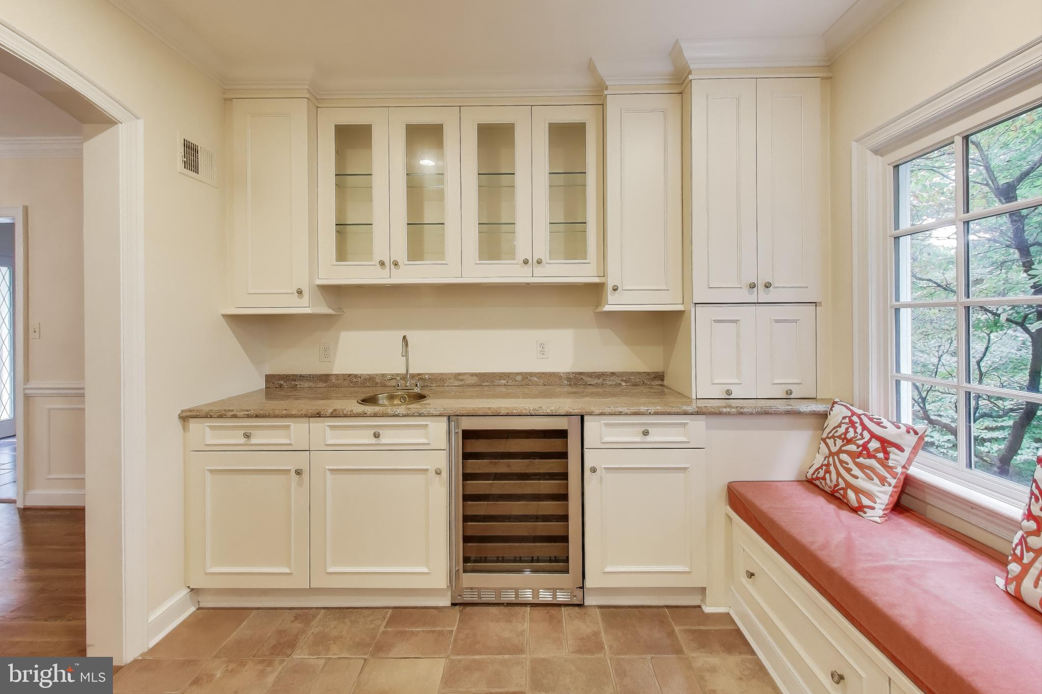 PT BETHESDA OUT RES 1 - Residential Lease