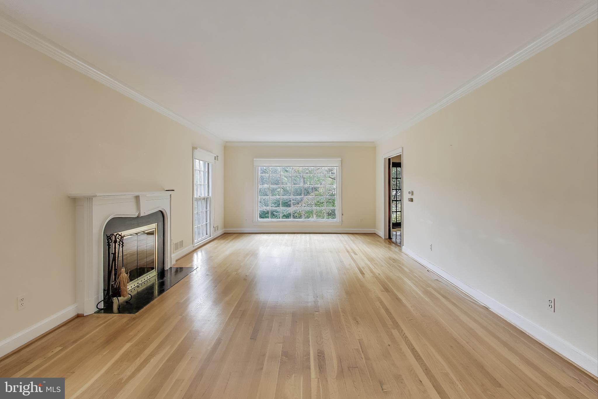 PT BETHESDA OUT RES 1 - Residential Lease