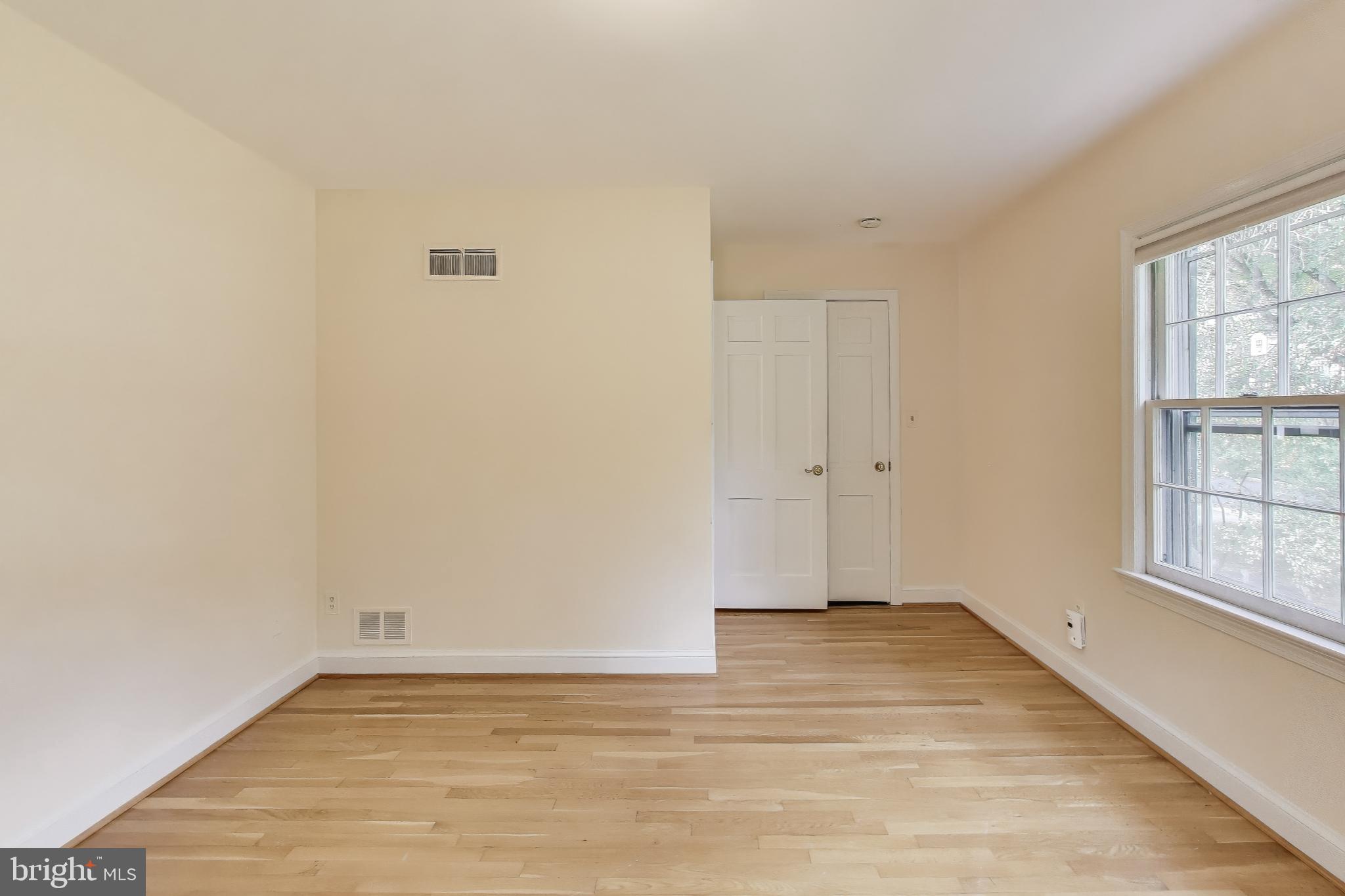 PT BETHESDA OUT RES 1 - Residential Lease