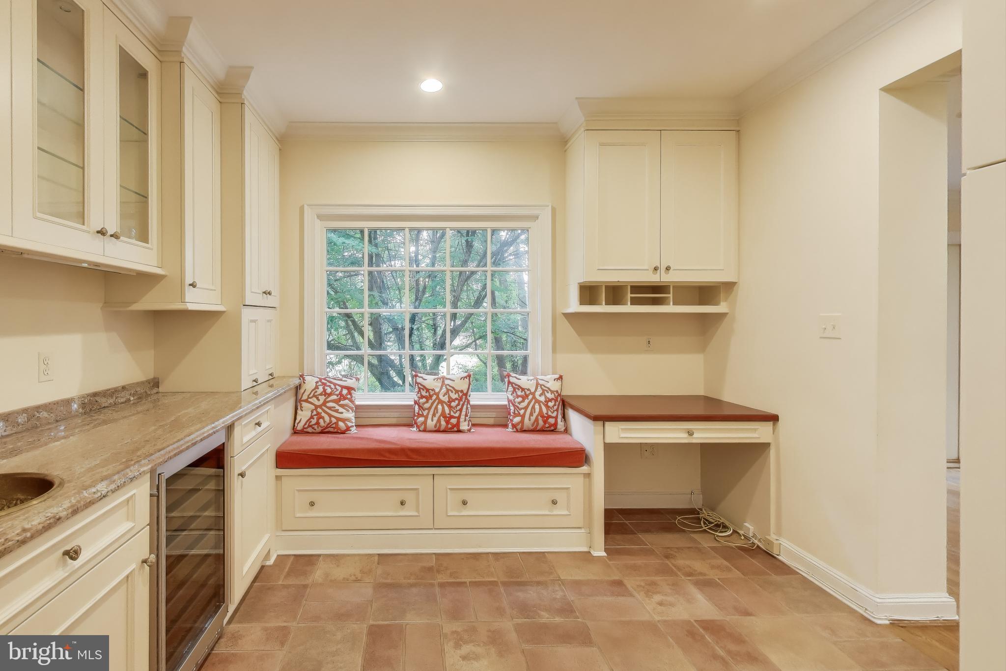 PT BETHESDA OUT RES 1 - Residential Lease