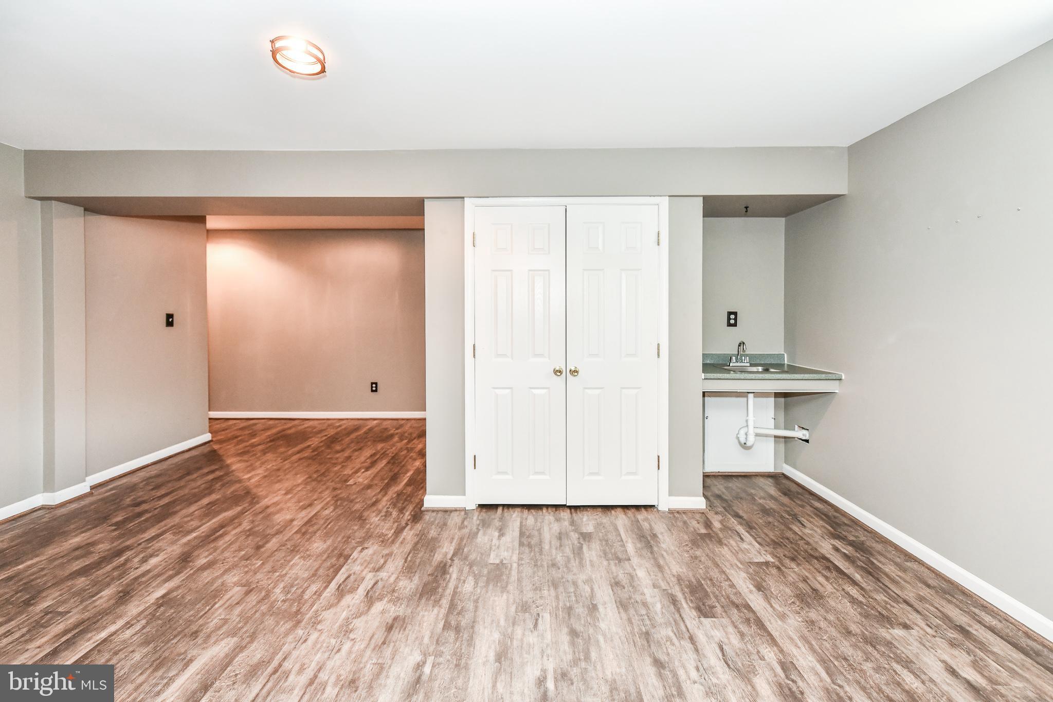 POTOMAC STATION - Residential Lease