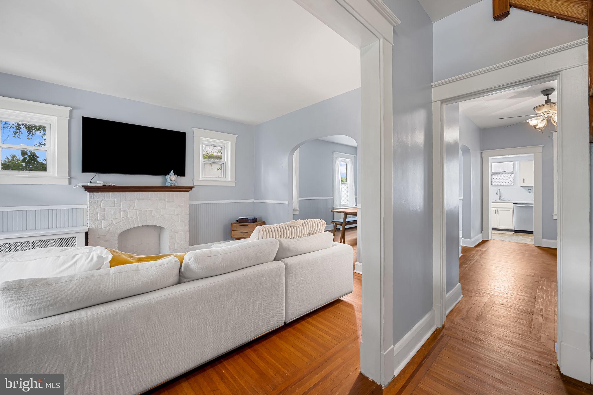 BEVERLY HILLS - Residential