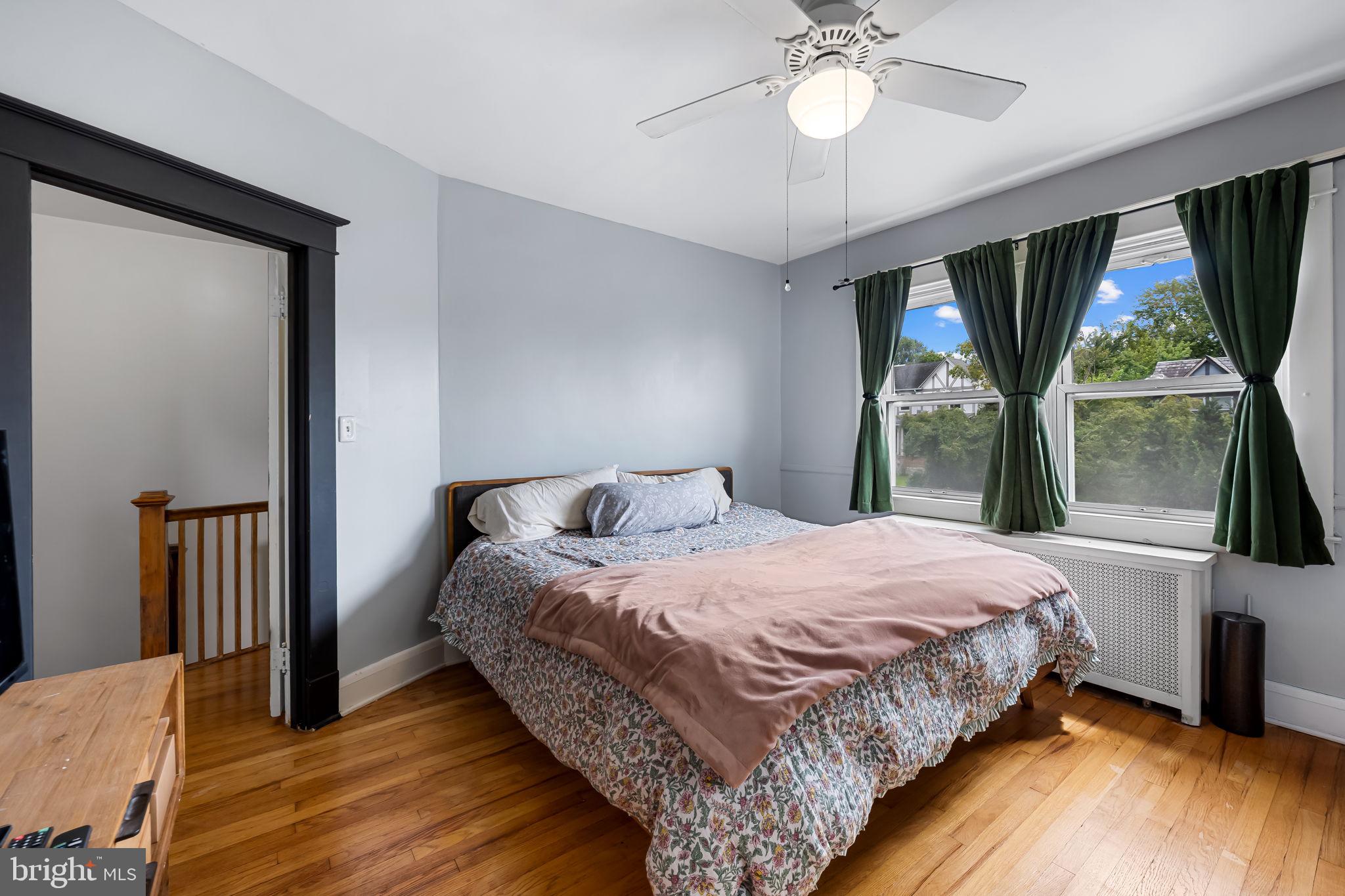 BEVERLY HILLS - Residential