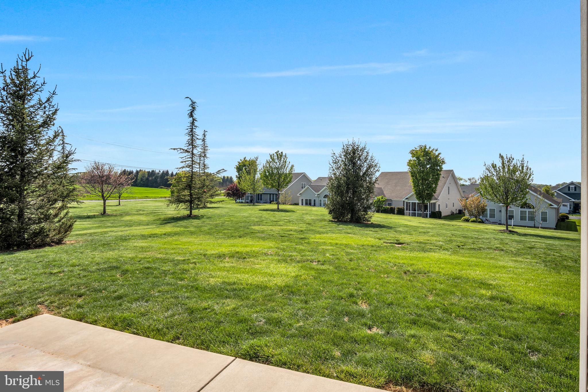 DANBURY GLEN - Residential