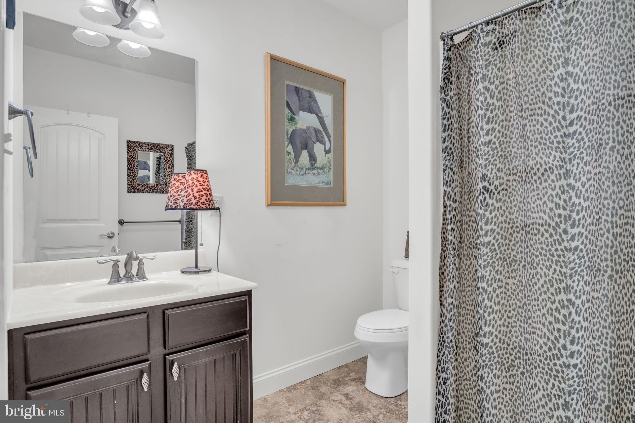 DANBURY GLEN - Residential