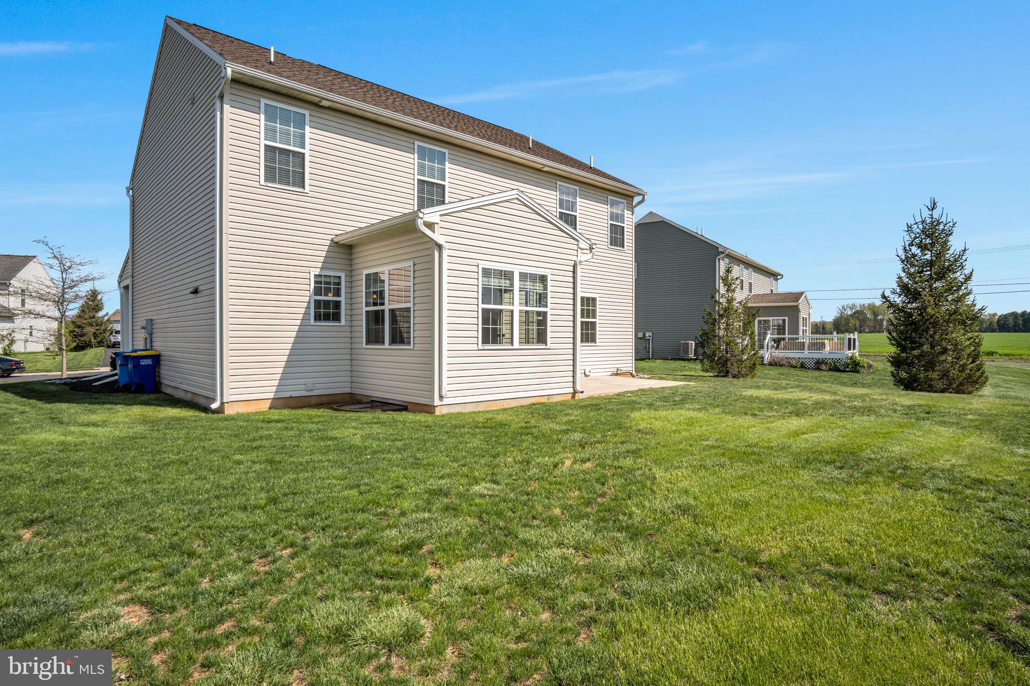DANBURY GLEN - Residential