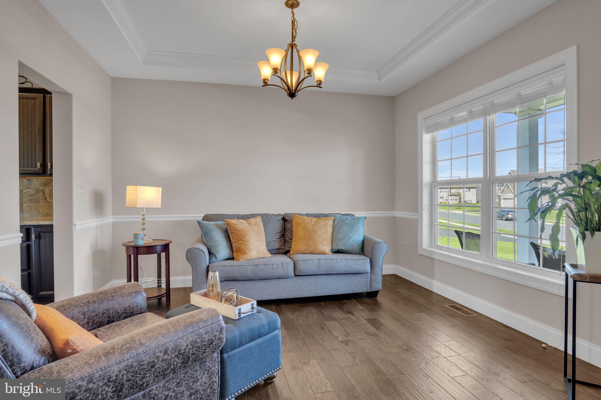 DANBURY GLEN - Residential