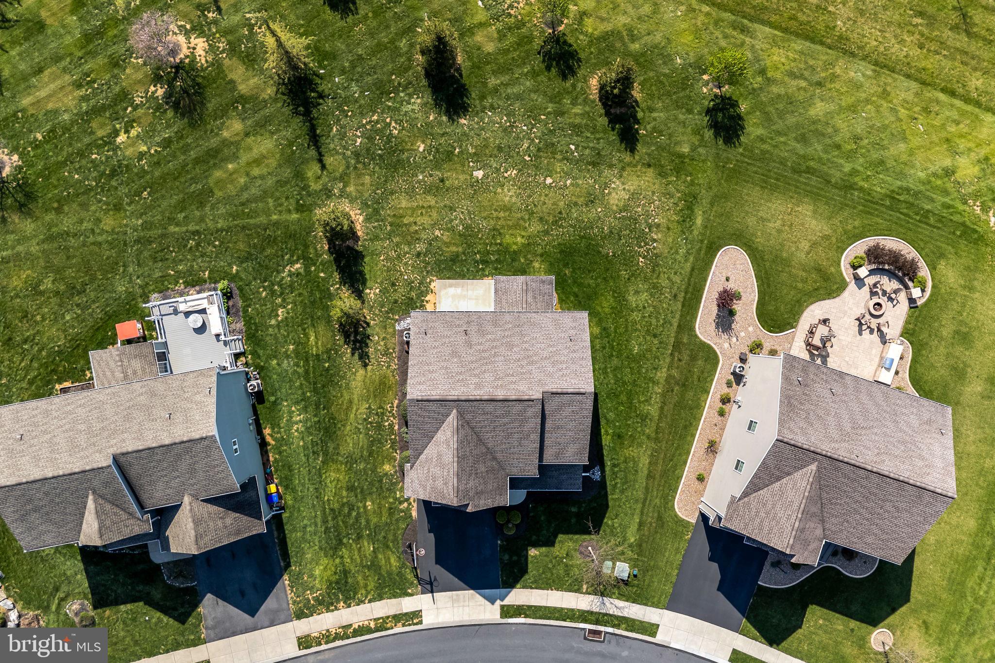 DANBURY GLEN - Residential