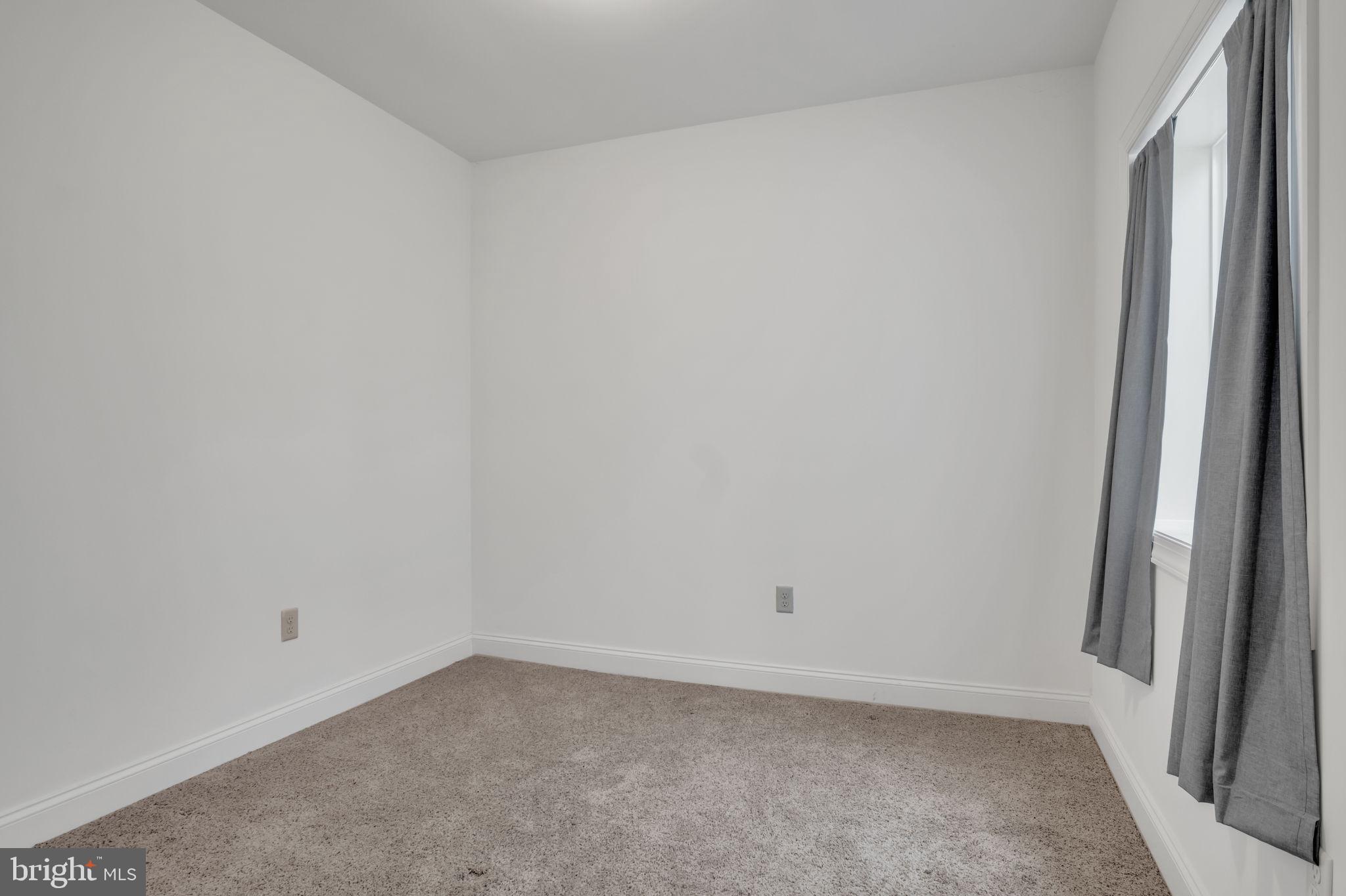 DANBURY GLEN - Residential