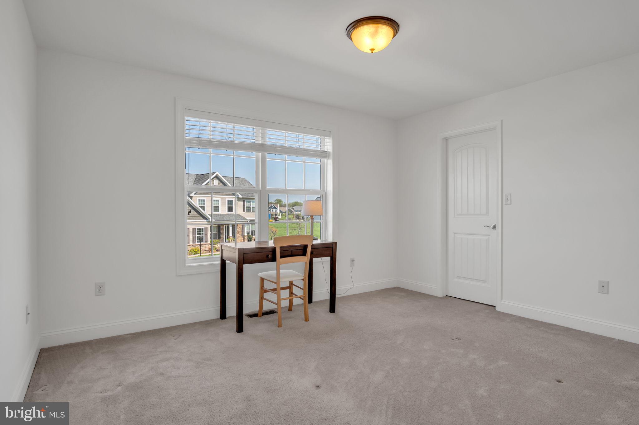 DANBURY GLEN - Residential