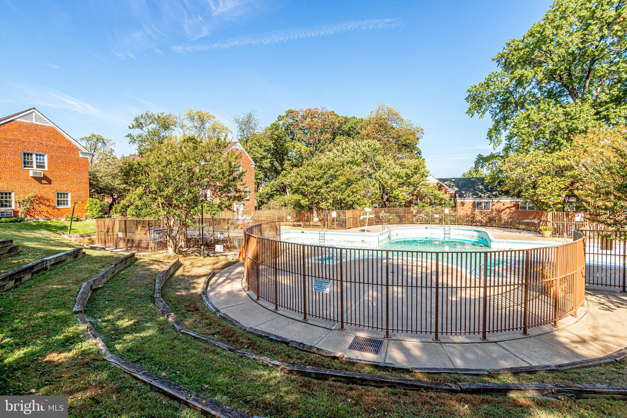 PARKFAIRFAX - Residential