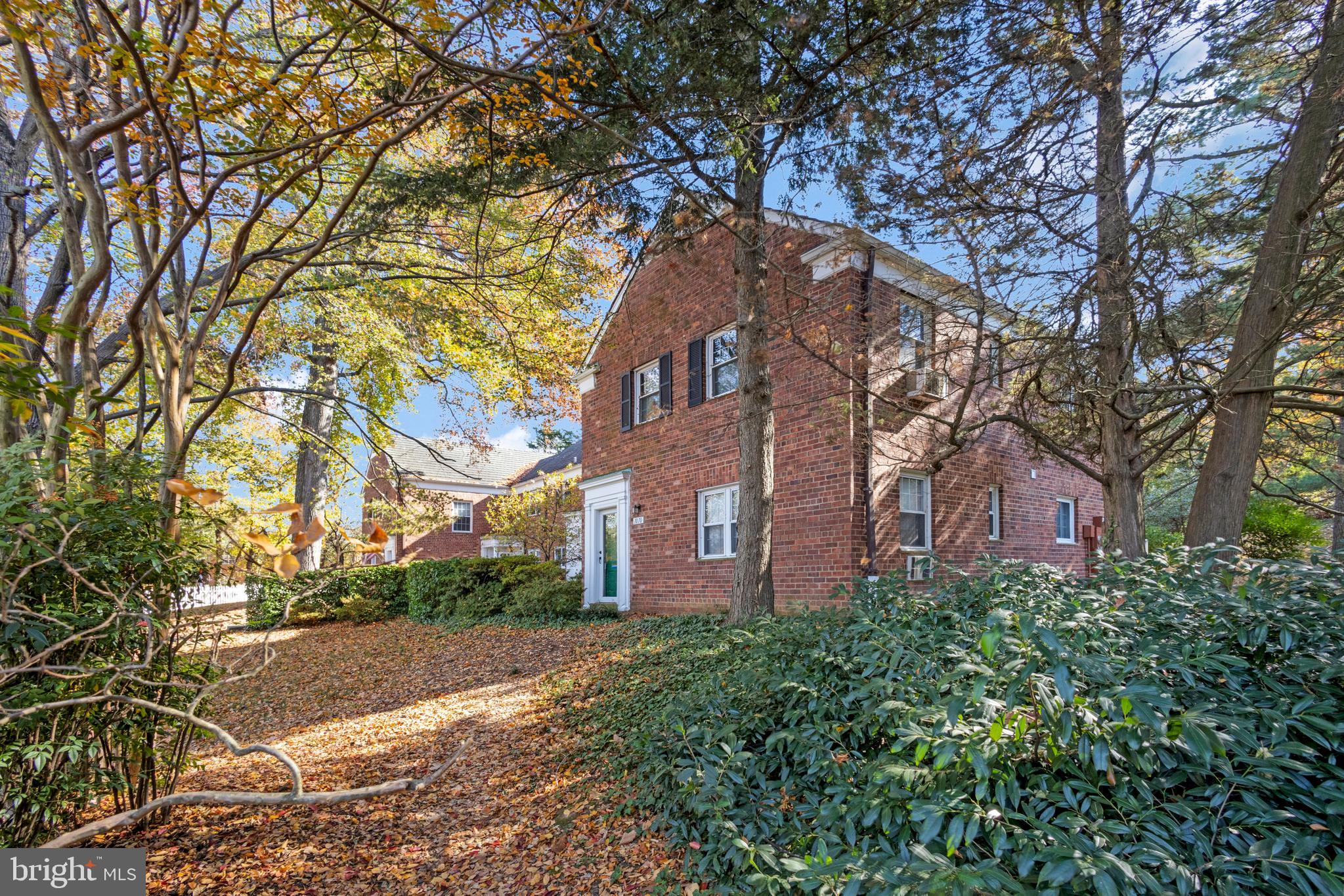 PARKFAIRFAX - Residential