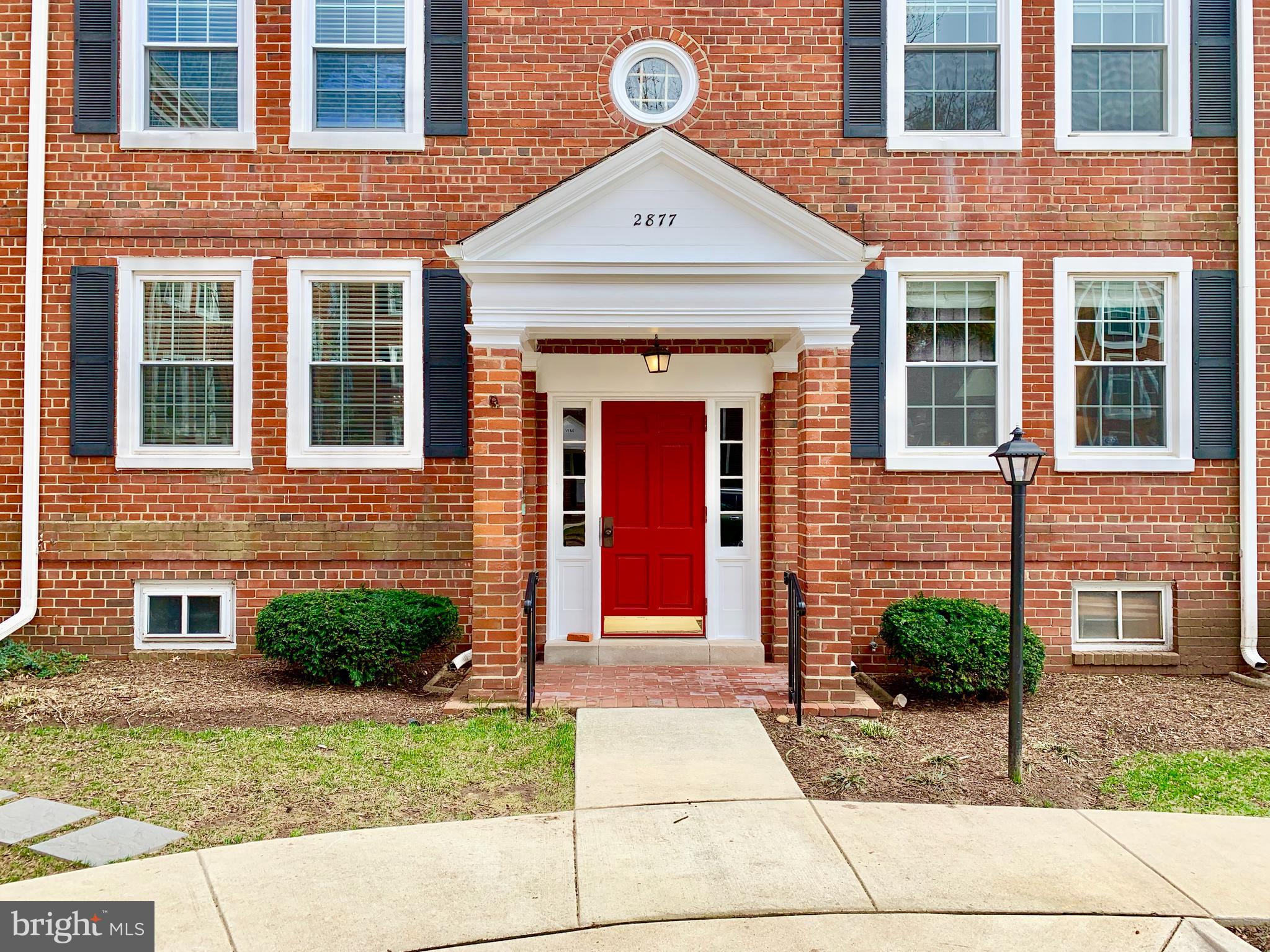 2877 S BUCHANAN STREET B2