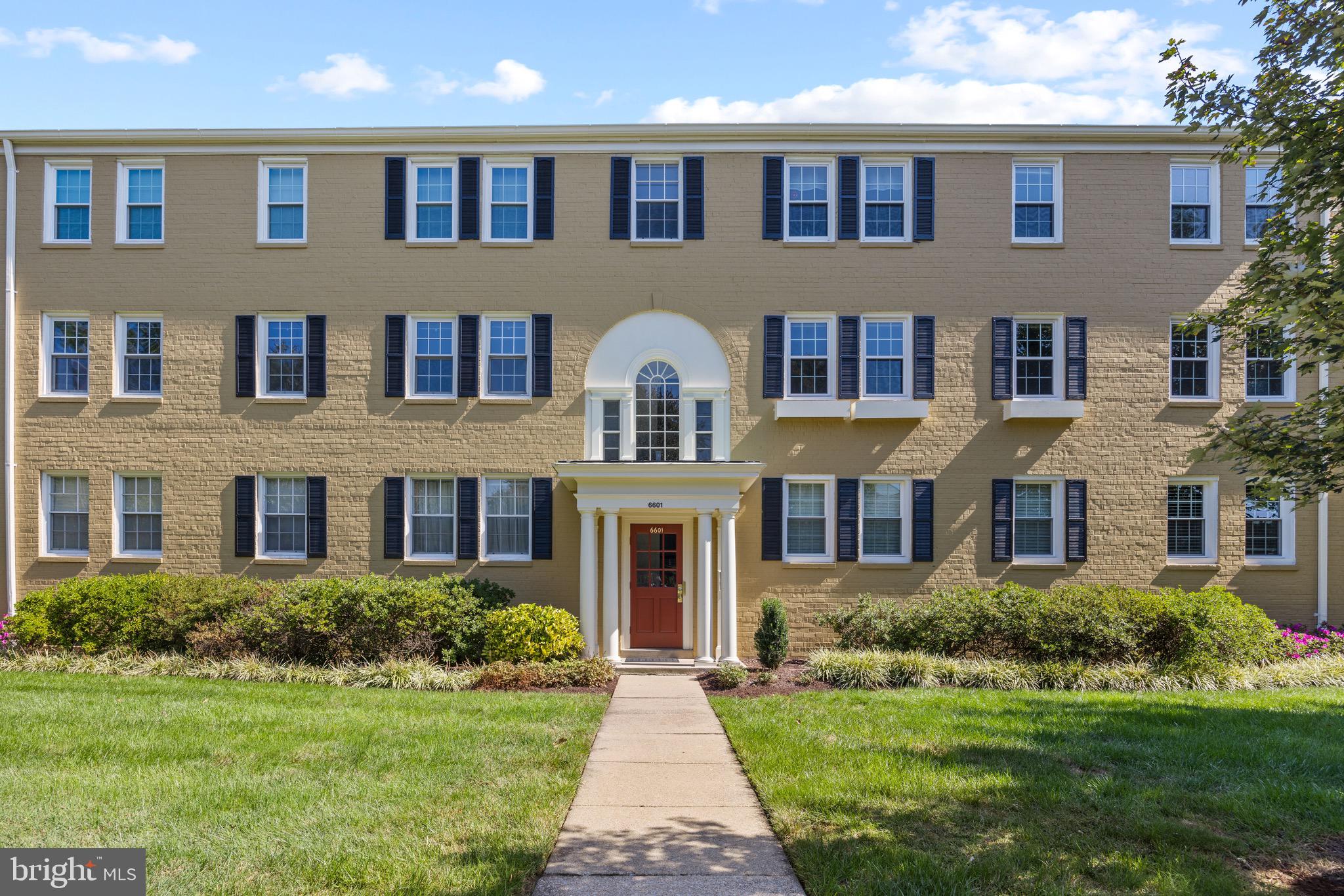 BELLE VIEW CONDOMINIUMS - Residential