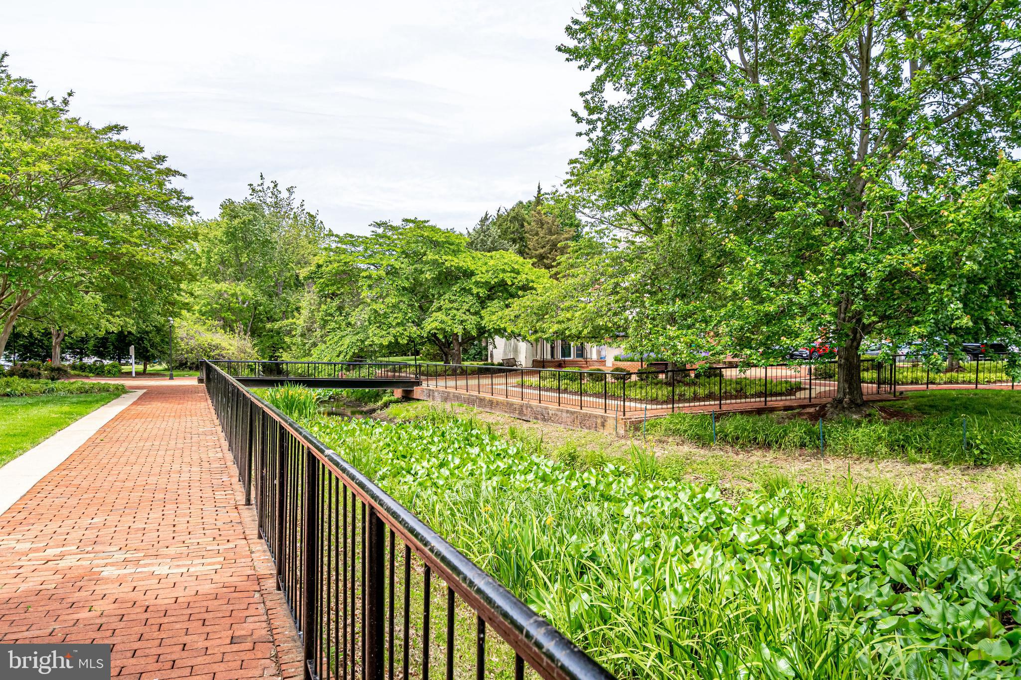 BELLE VIEW CONDOMINIUMS - Residential