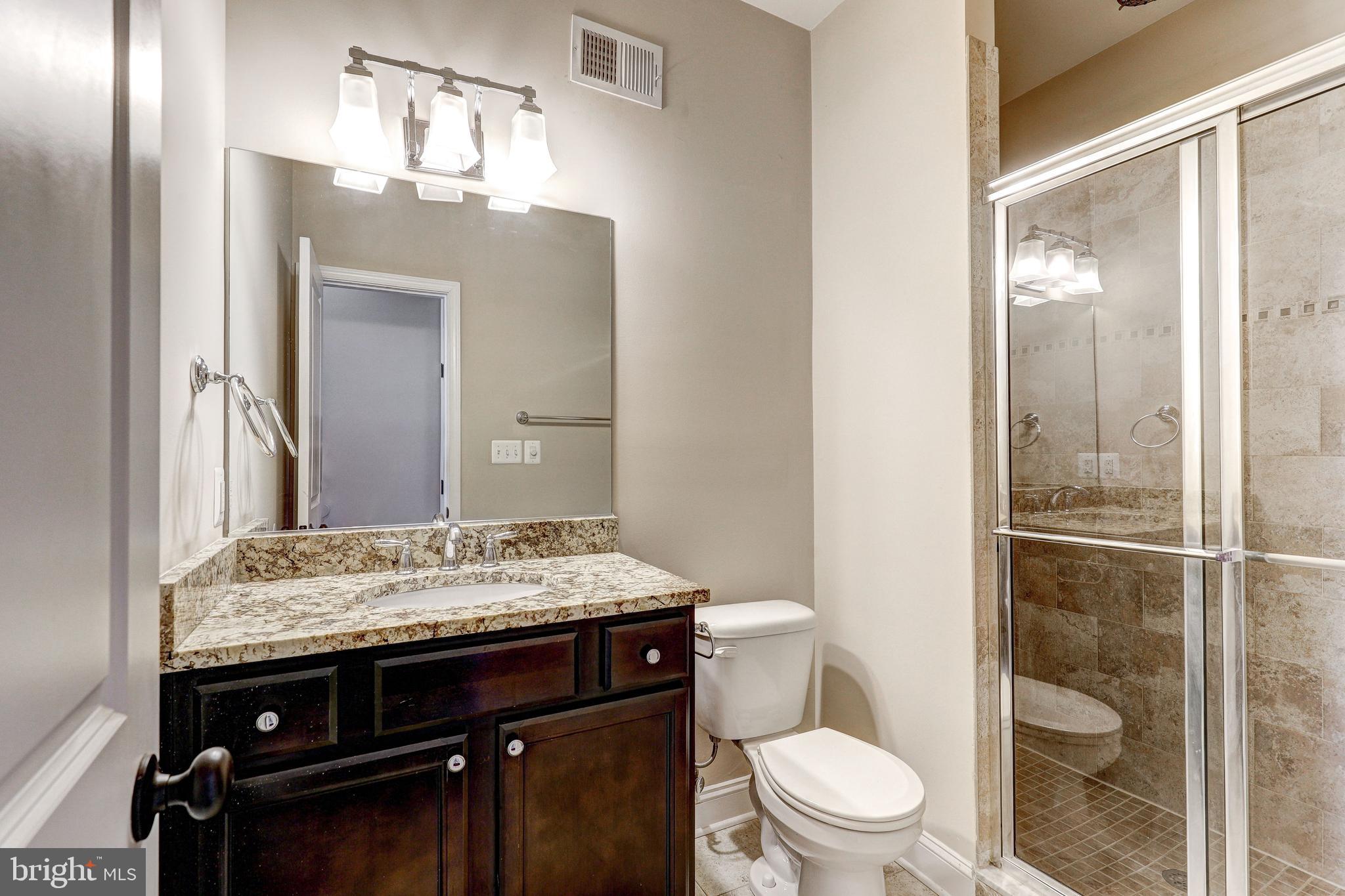 HIGHLANDTOWN - Residential Lease