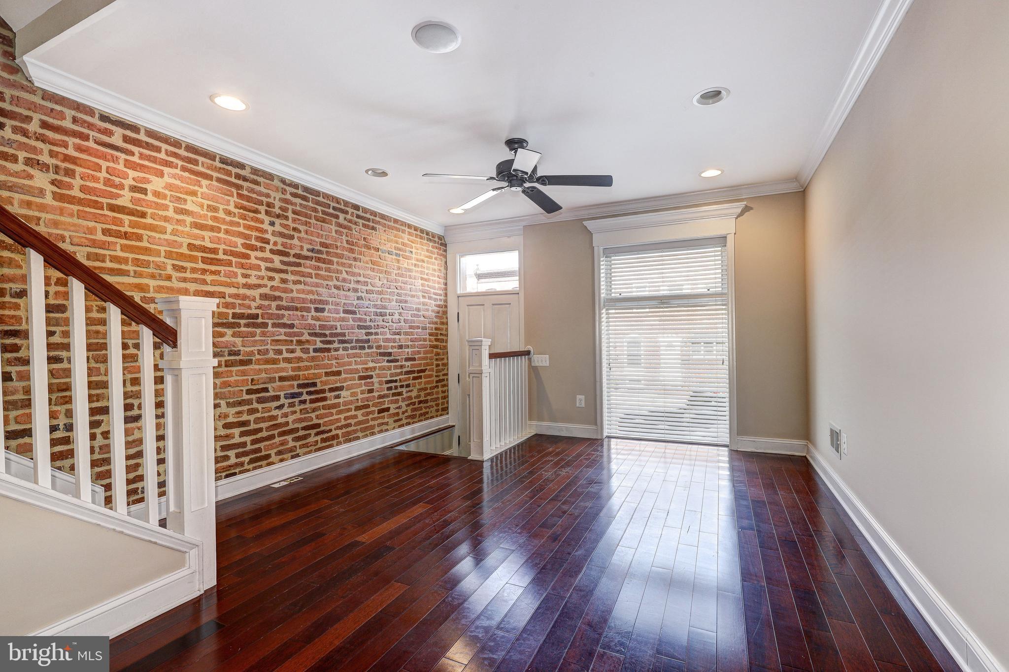 HIGHLANDTOWN - Residential Lease