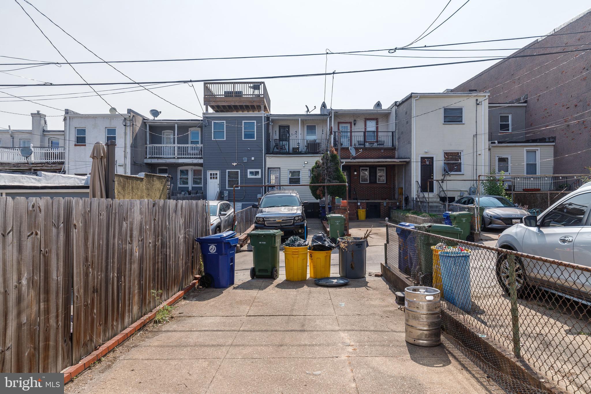 HIGHLANDTOWN - Residential Lease