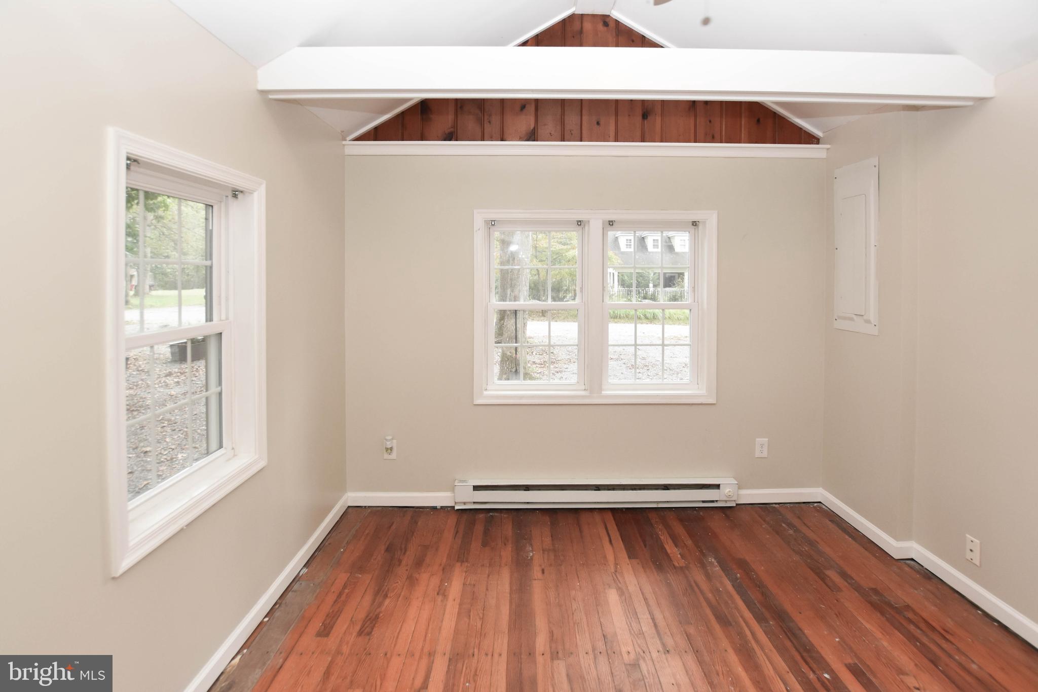 SHENANDOAH RETREAT - Residential