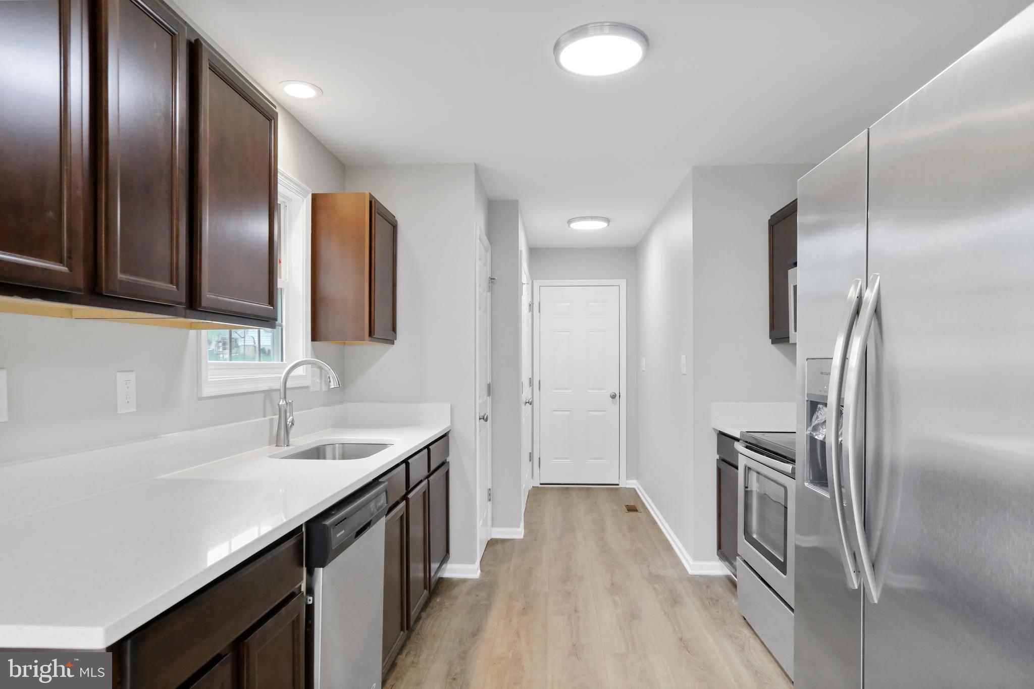 PRINCETON SHOALS - Residential