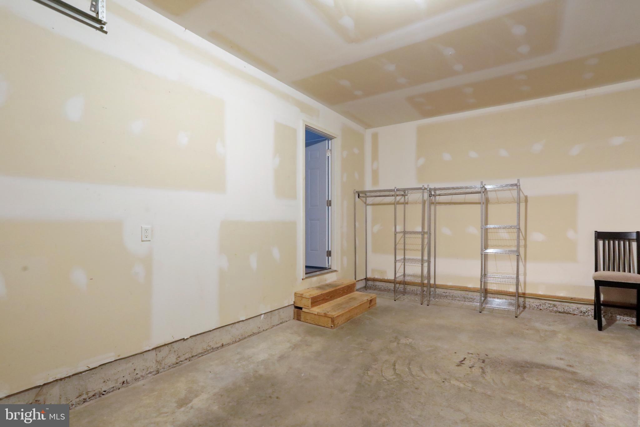 PRINCETON SHOALS - Residential