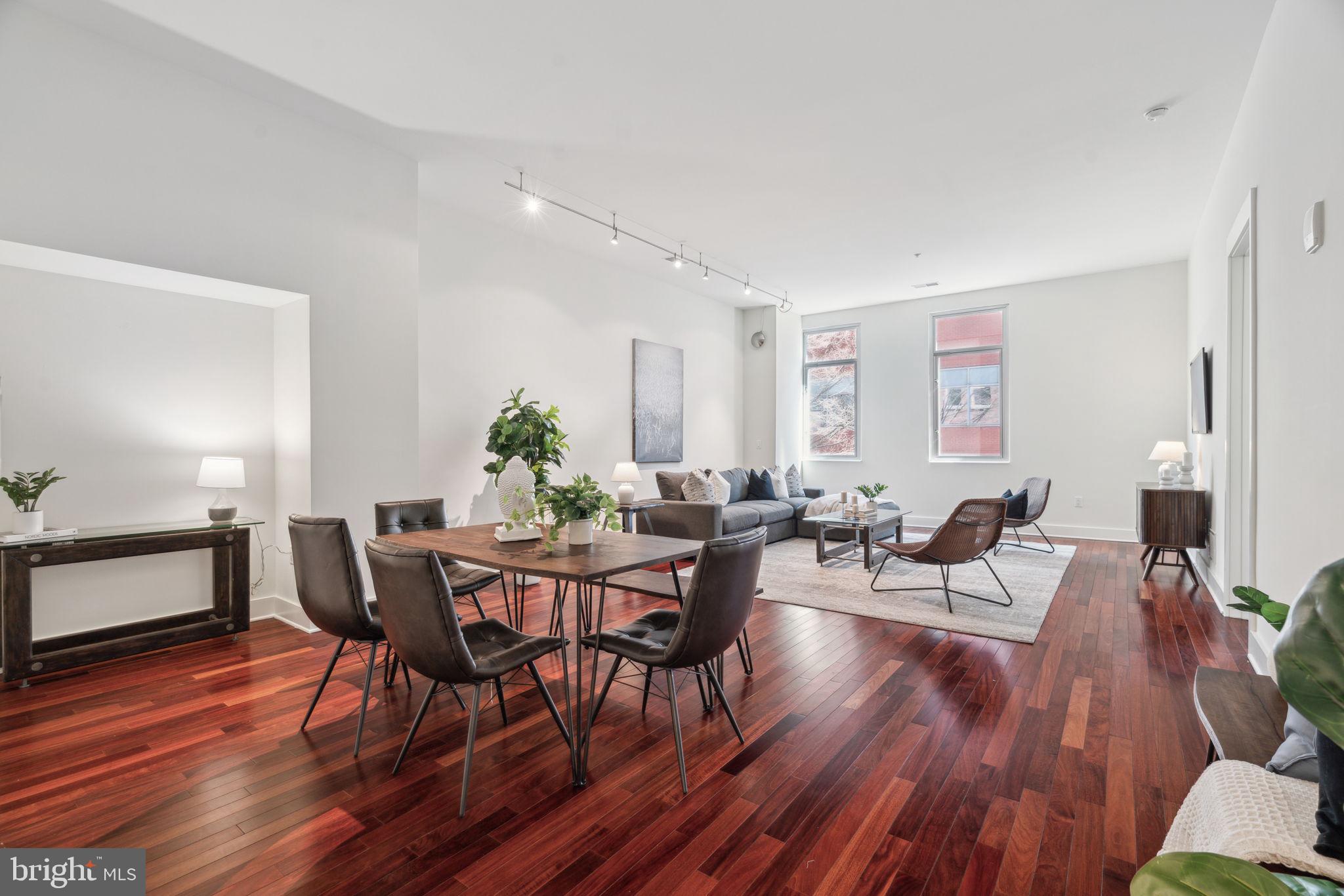 WASHINGTON SQ WEST - Residential