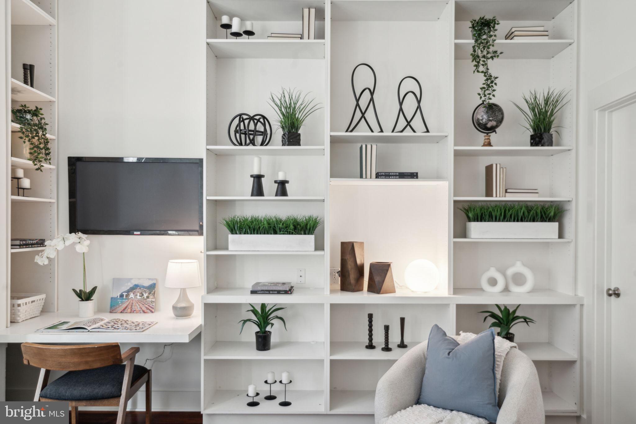 WASHINGTON SQ WEST - Residential