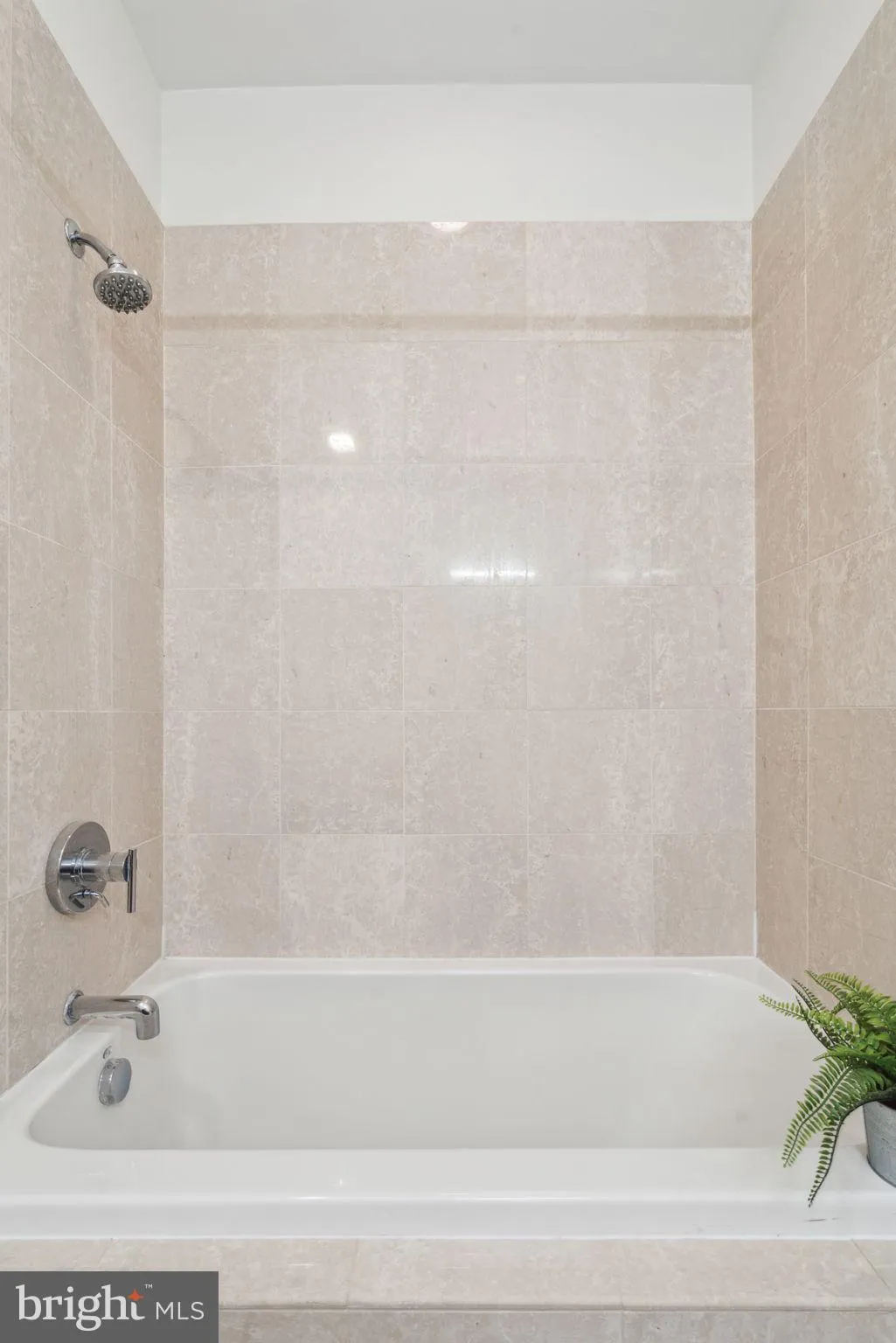 Philadelphia, Pennsylvania 19107, United States, 2 Bedrooms Bedrooms, ,2 BathroomsBathrooms,Residential,Active,88378