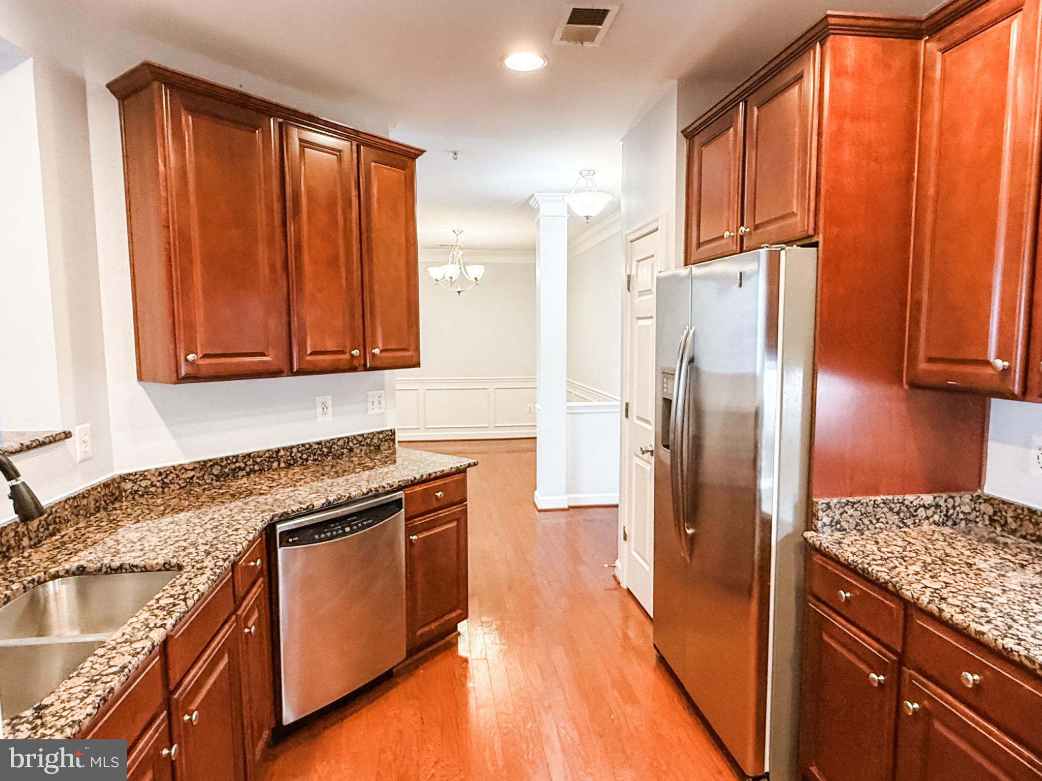 COBBLESTONE SQUARE - Residential Lease