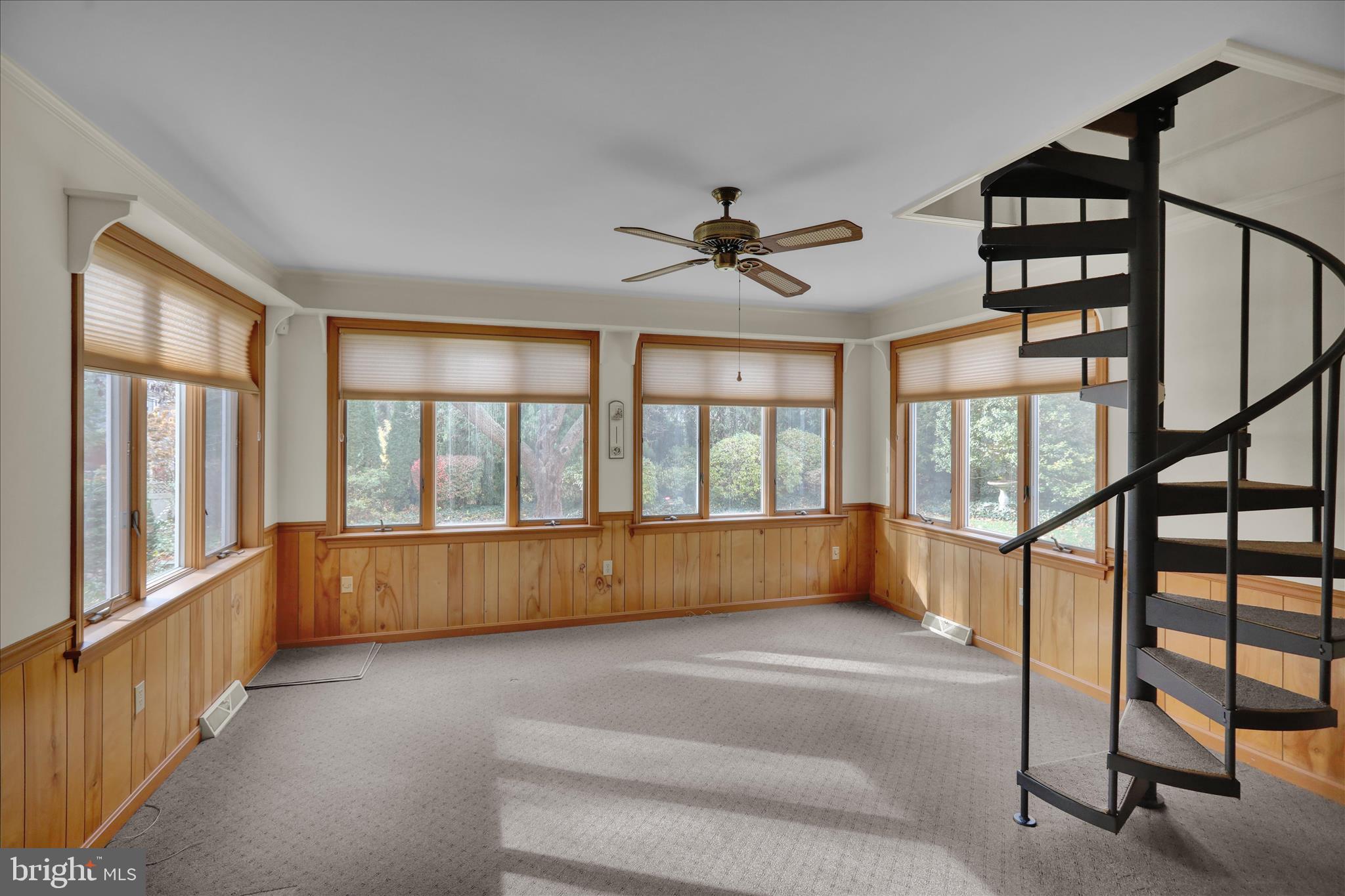 WOODLAWN - Residential