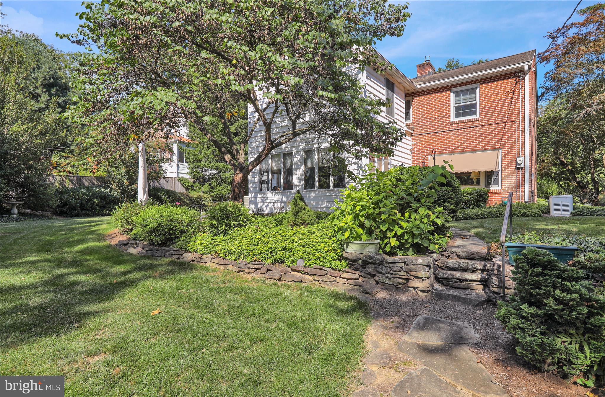 WOODLAWN - Residential