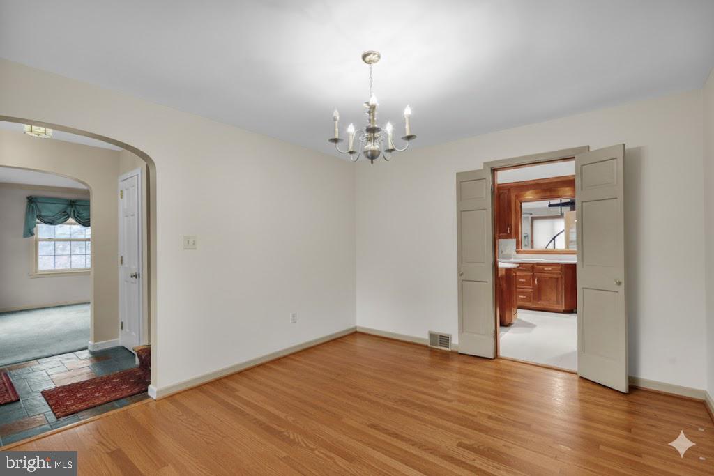 WOODLAWN - Residential