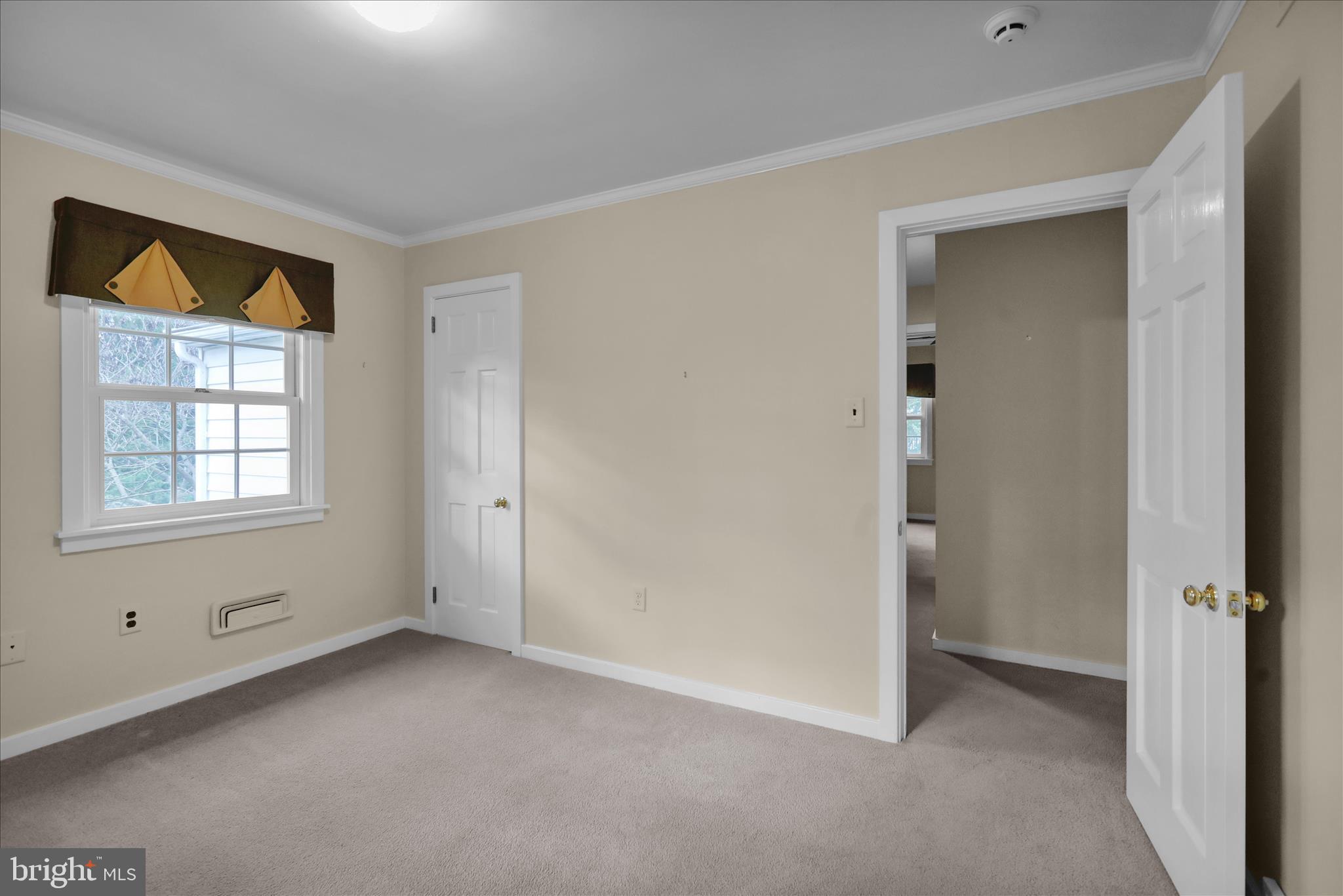 WOODLAWN - Residential