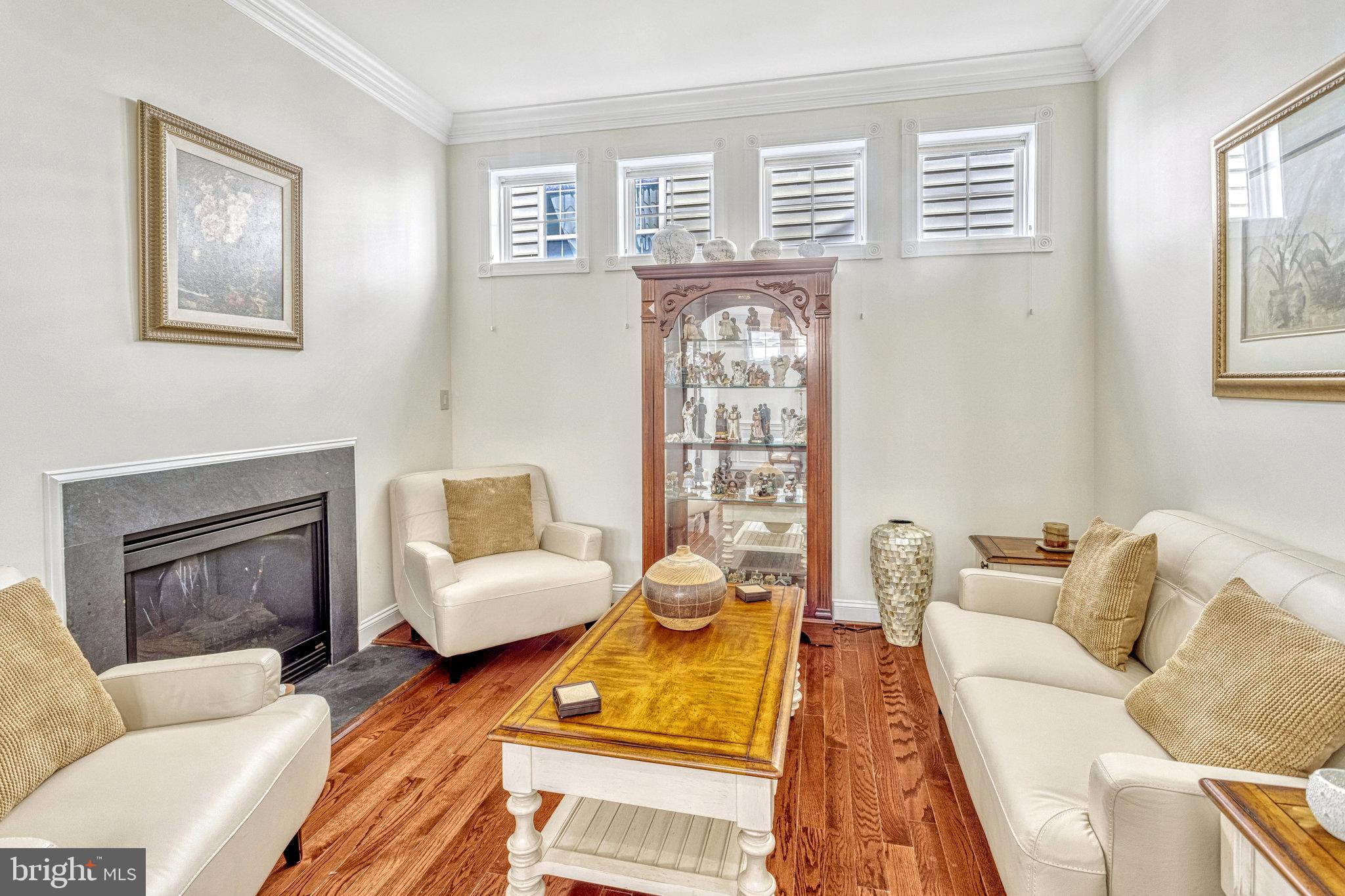 PORT POTOMAC - Residential