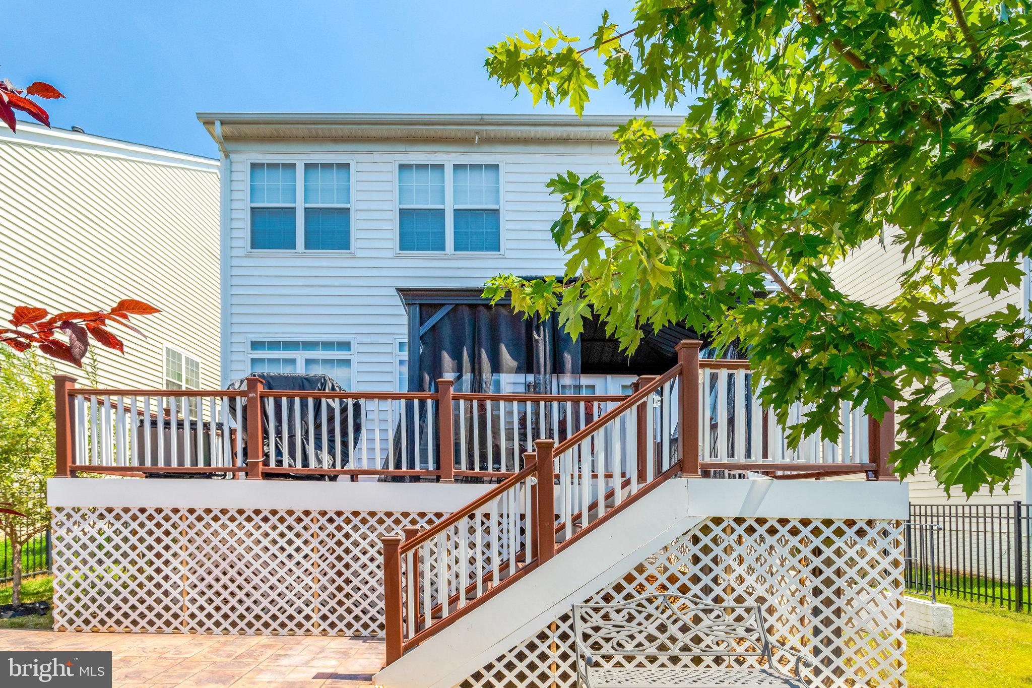 PORT POTOMAC - Residential