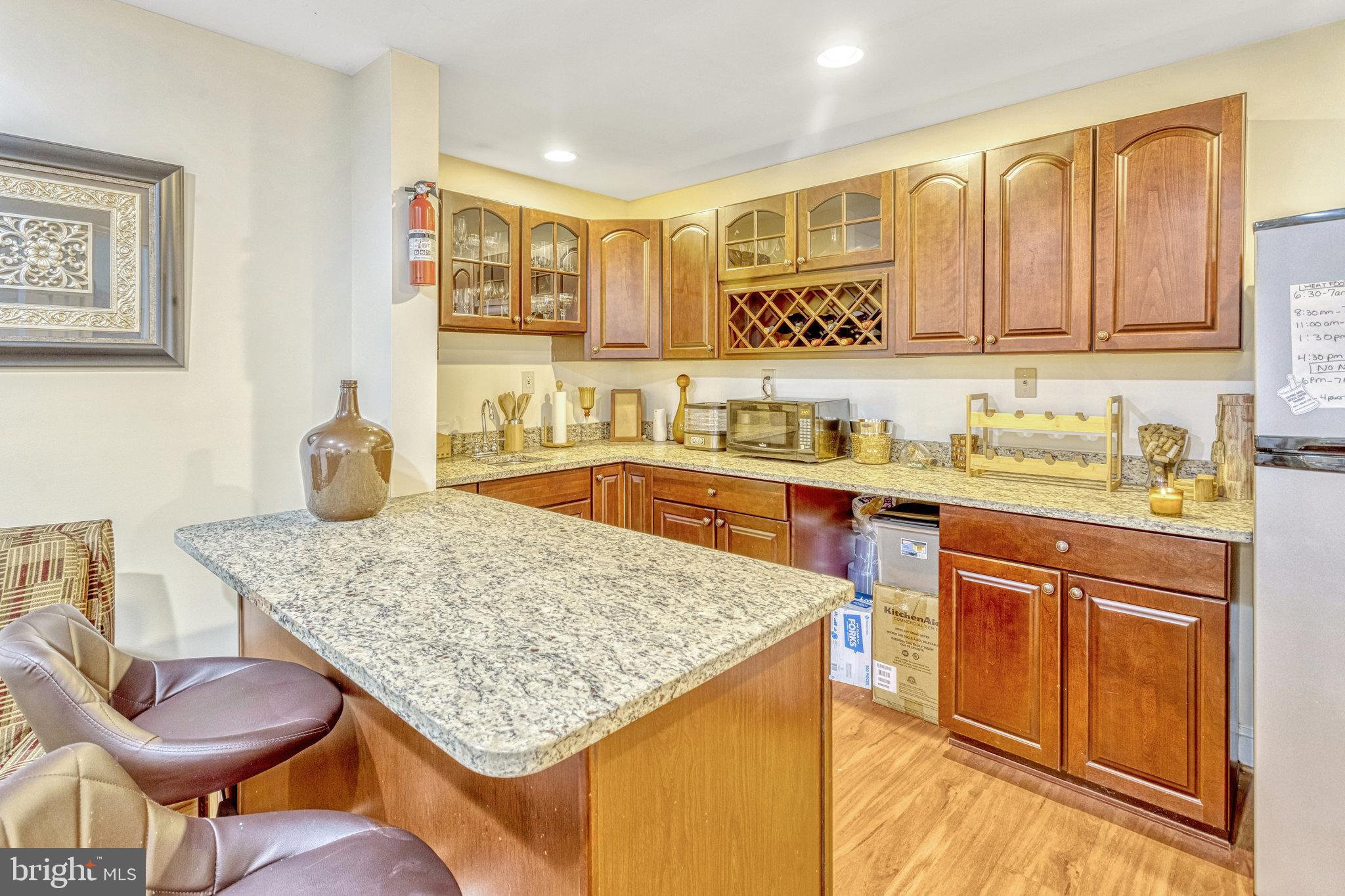 PORT POTOMAC - Residential