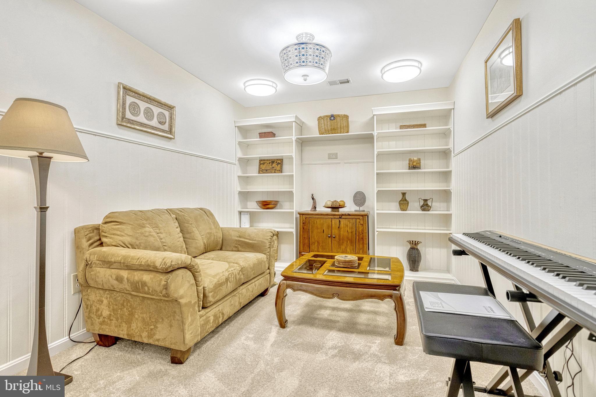 PORT POTOMAC - Residential